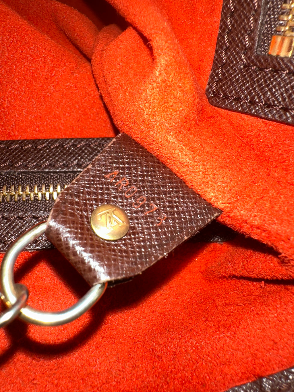 Louis Vuitton Marais