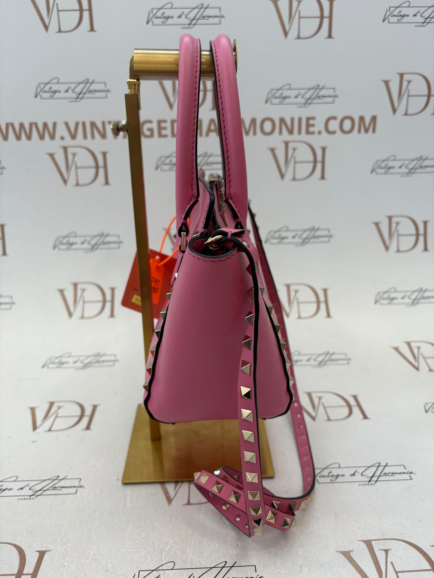 383883 - Valentino Rockstud