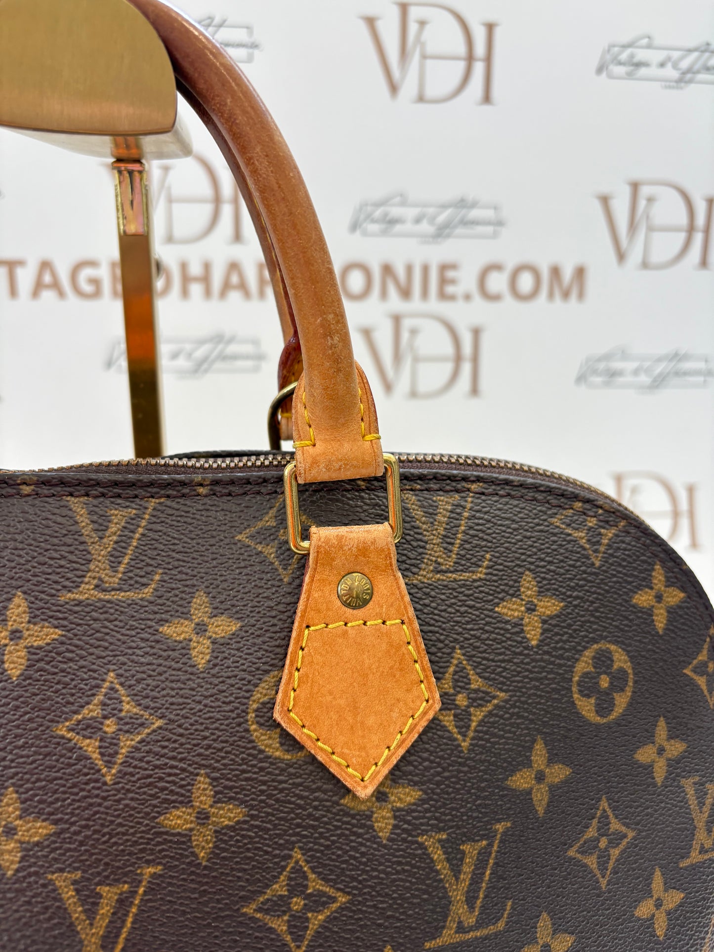 017105 - Louis Vuitton Alma