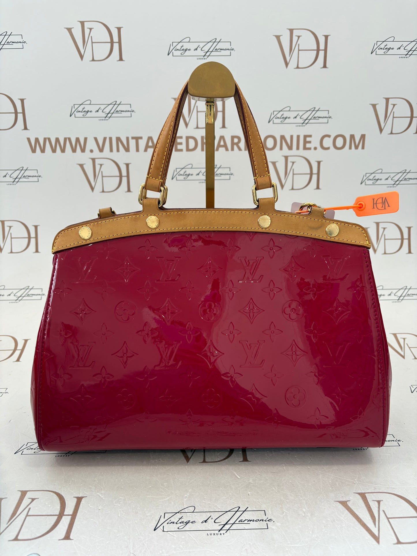 382700 - Louis Vuitton Brea