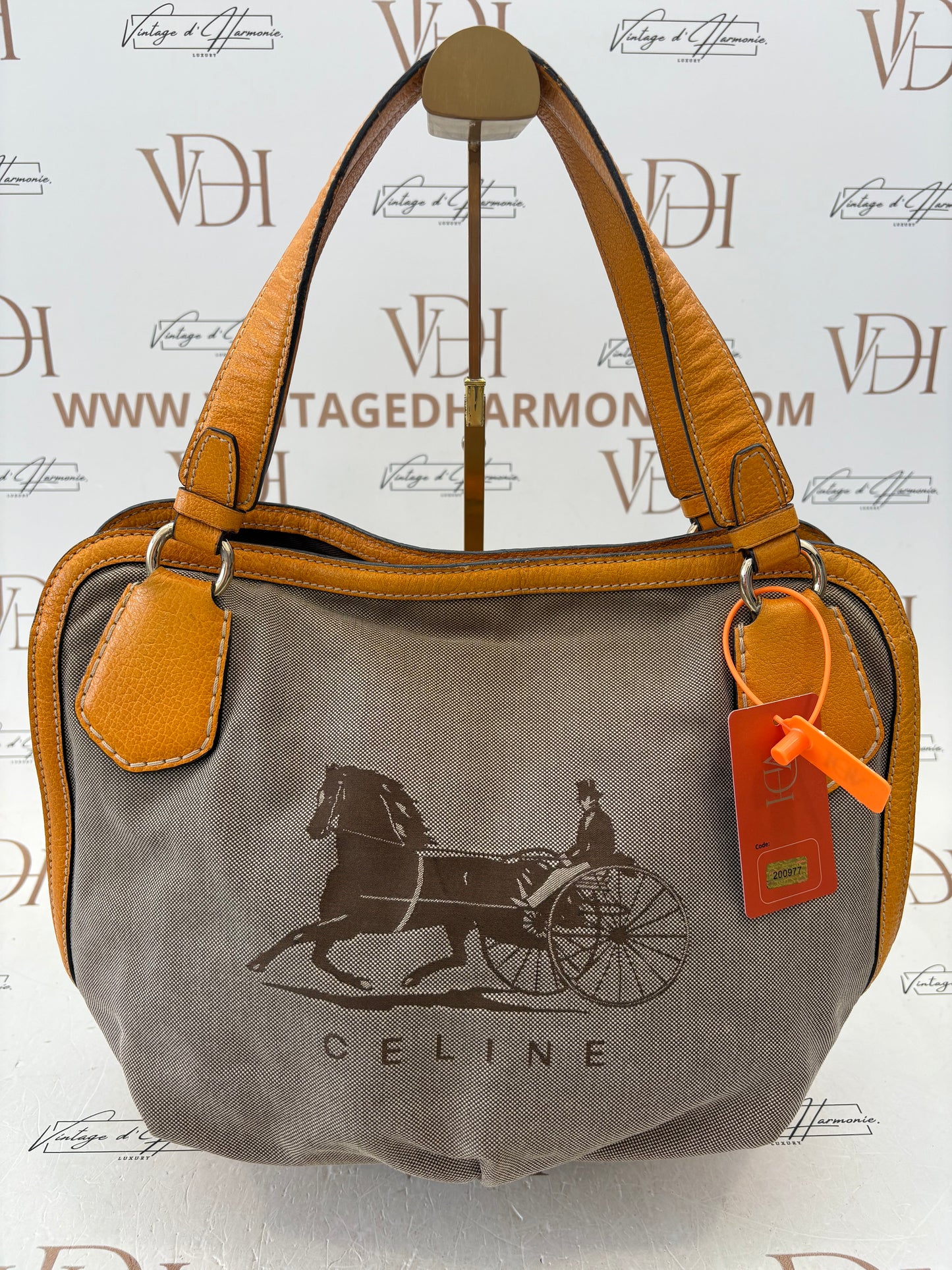 200977 - Céline