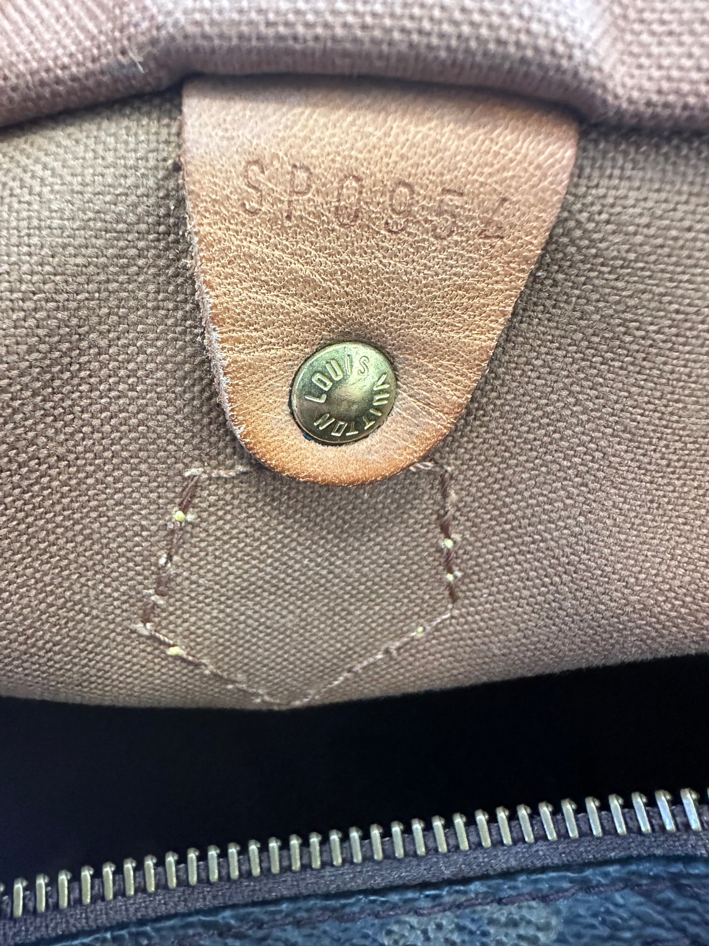 Louis Vuitton Speedy 30