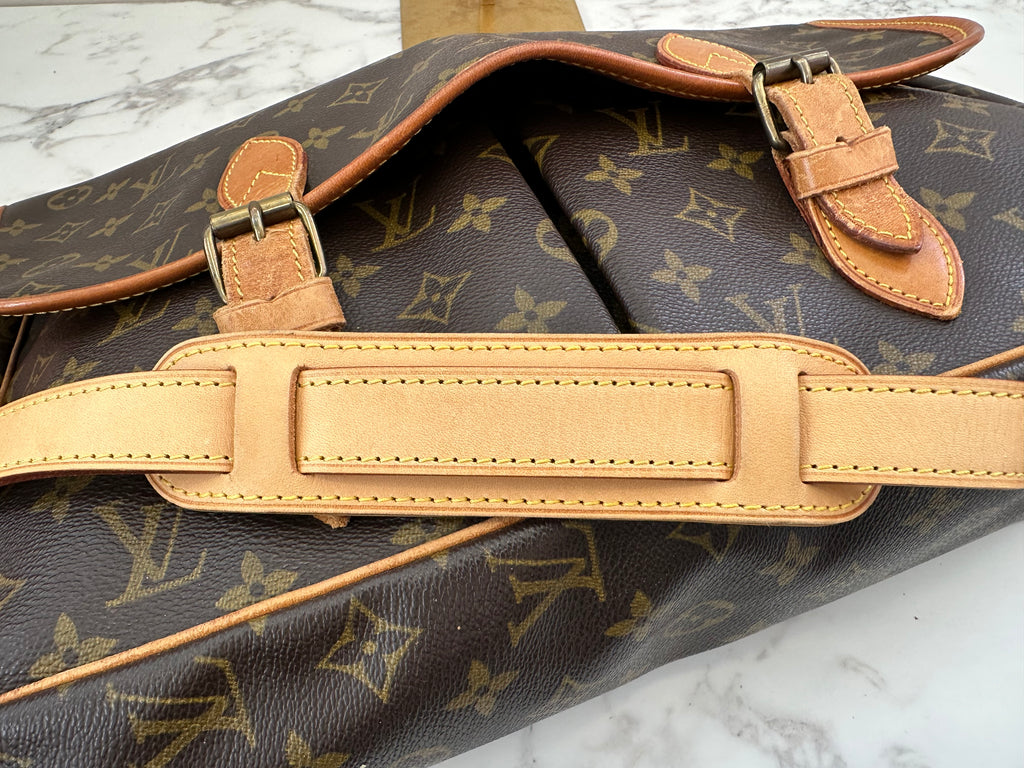 Louis Vuitton Gibeciere GM