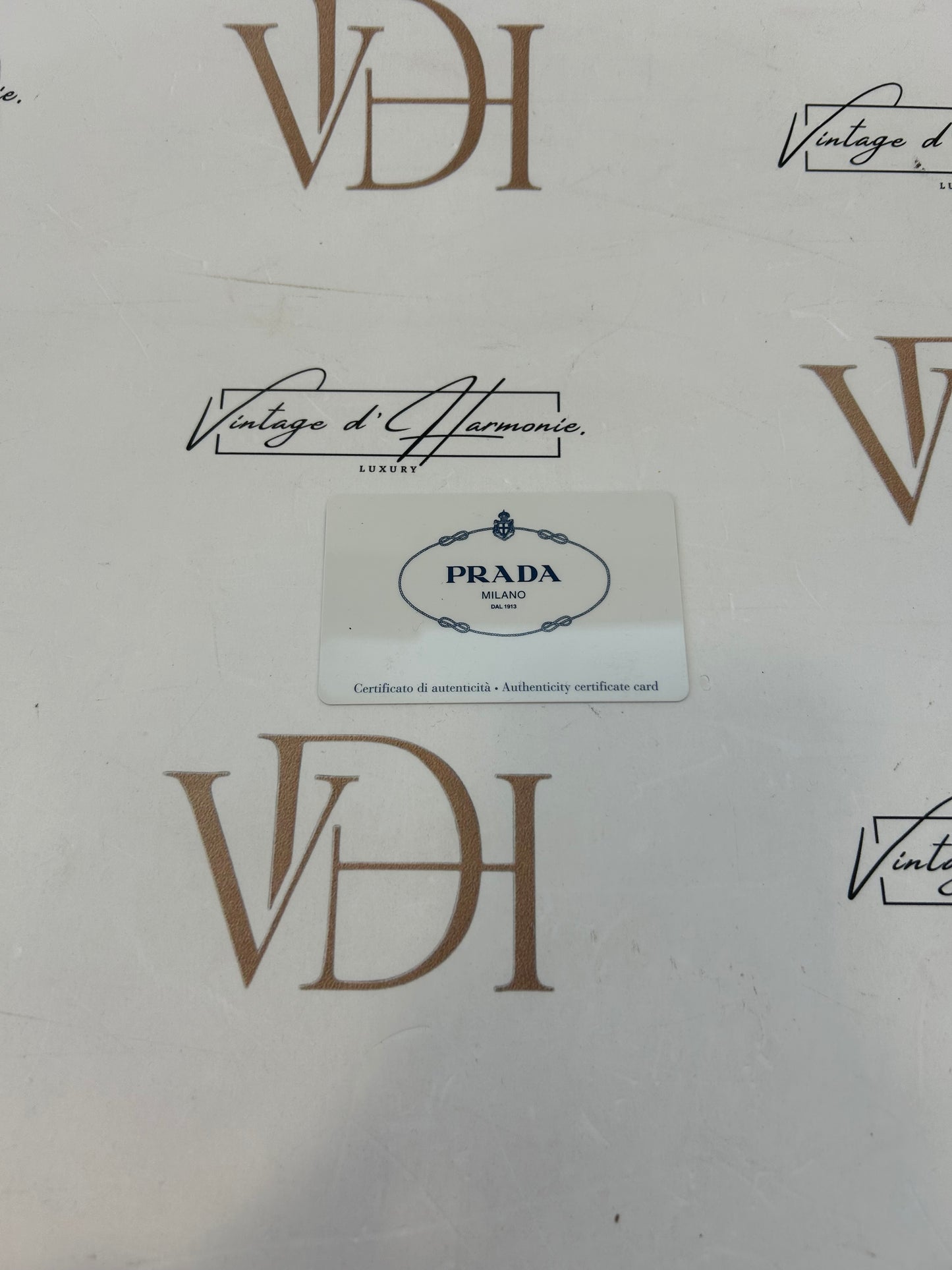 201752 - Prada Galleria