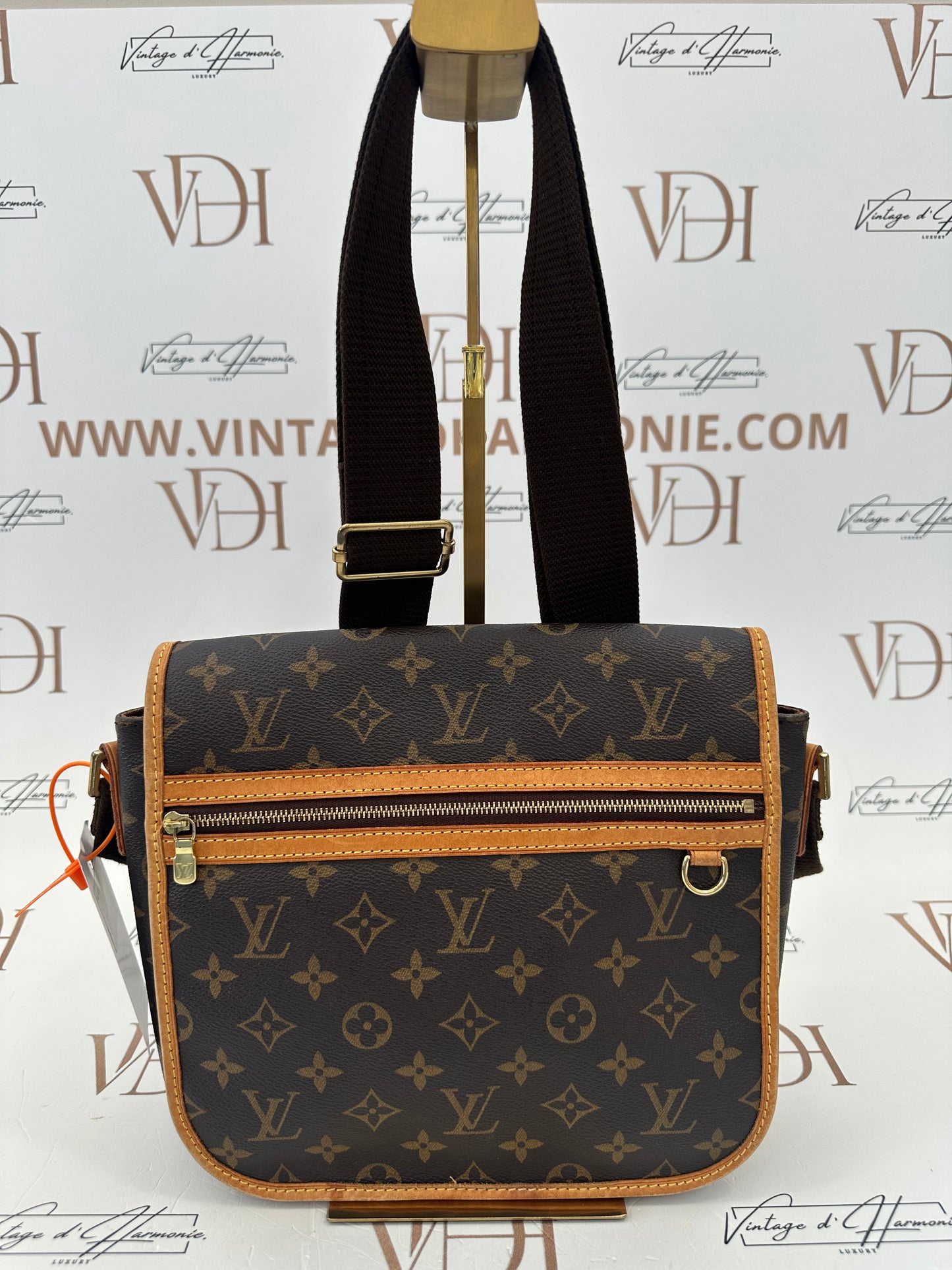 017996 - Louis Vuitton Messenger Bosphore PM