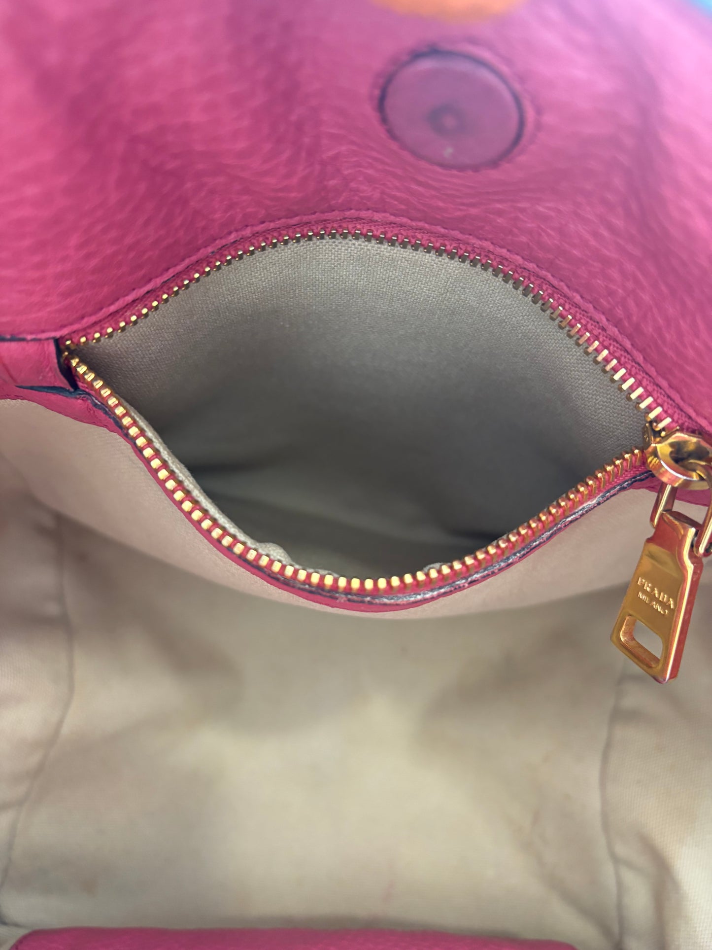 018802 - Prada Pink