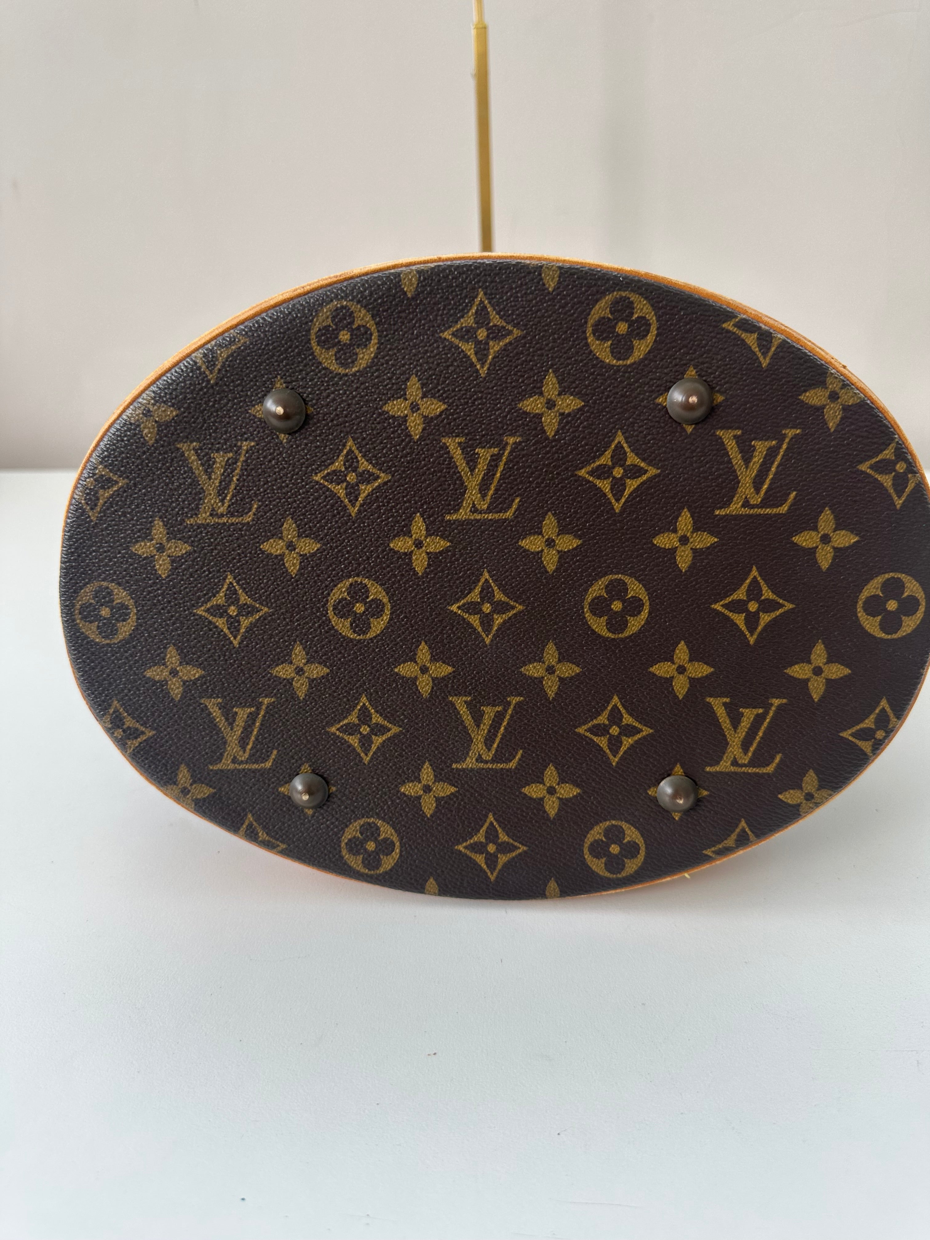 Louis Vuitton Bucket GM