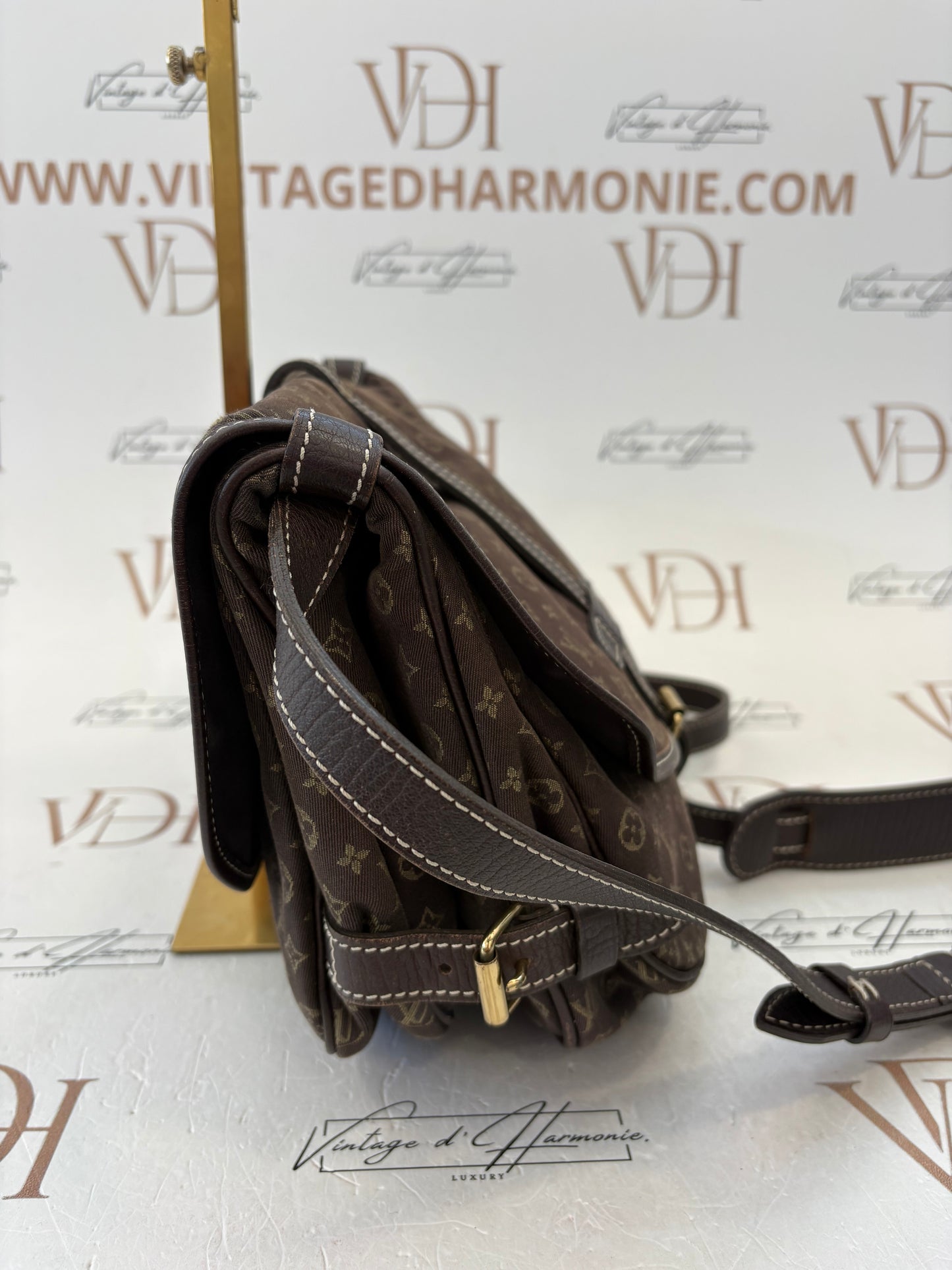 017726 - Louis Vuitton Saumur 30