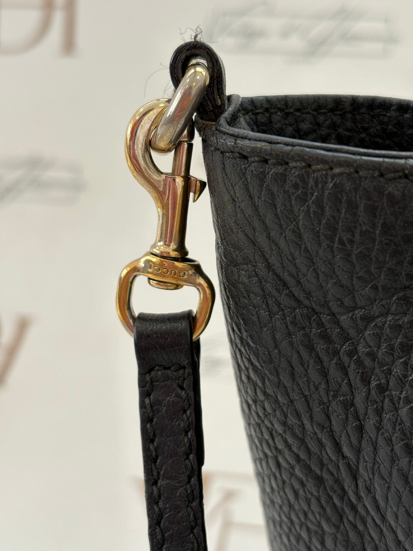 201588 - Gucci Black