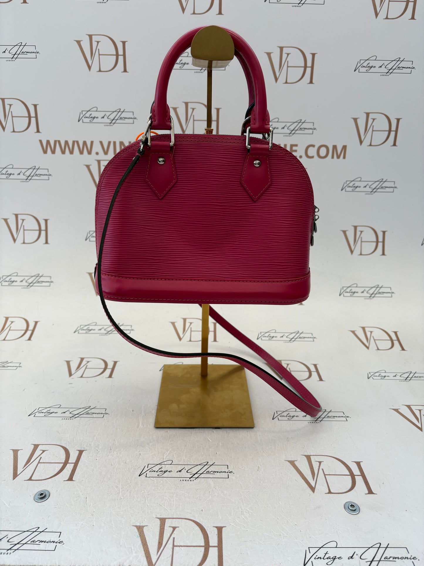 200819 - LV alma bb
