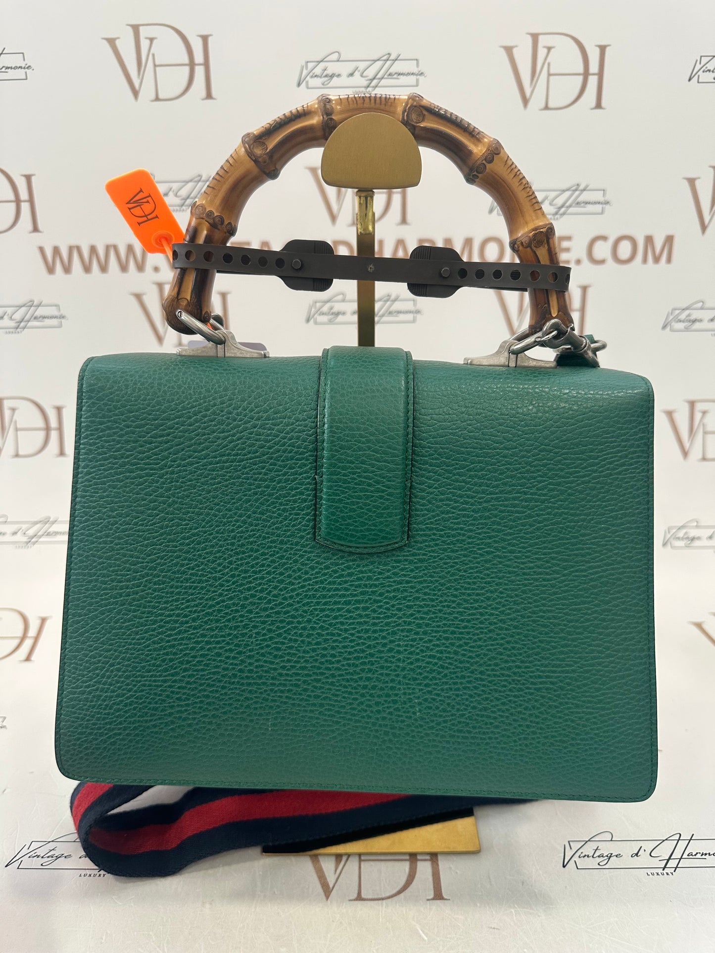 382987 - Gucci Dionysus