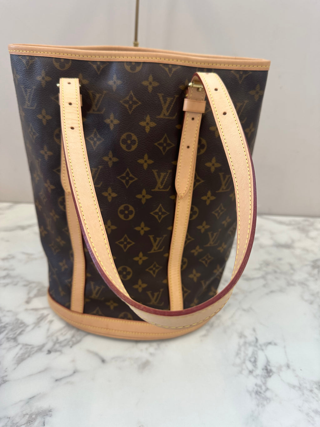 Louis Vuitton Bucket GM