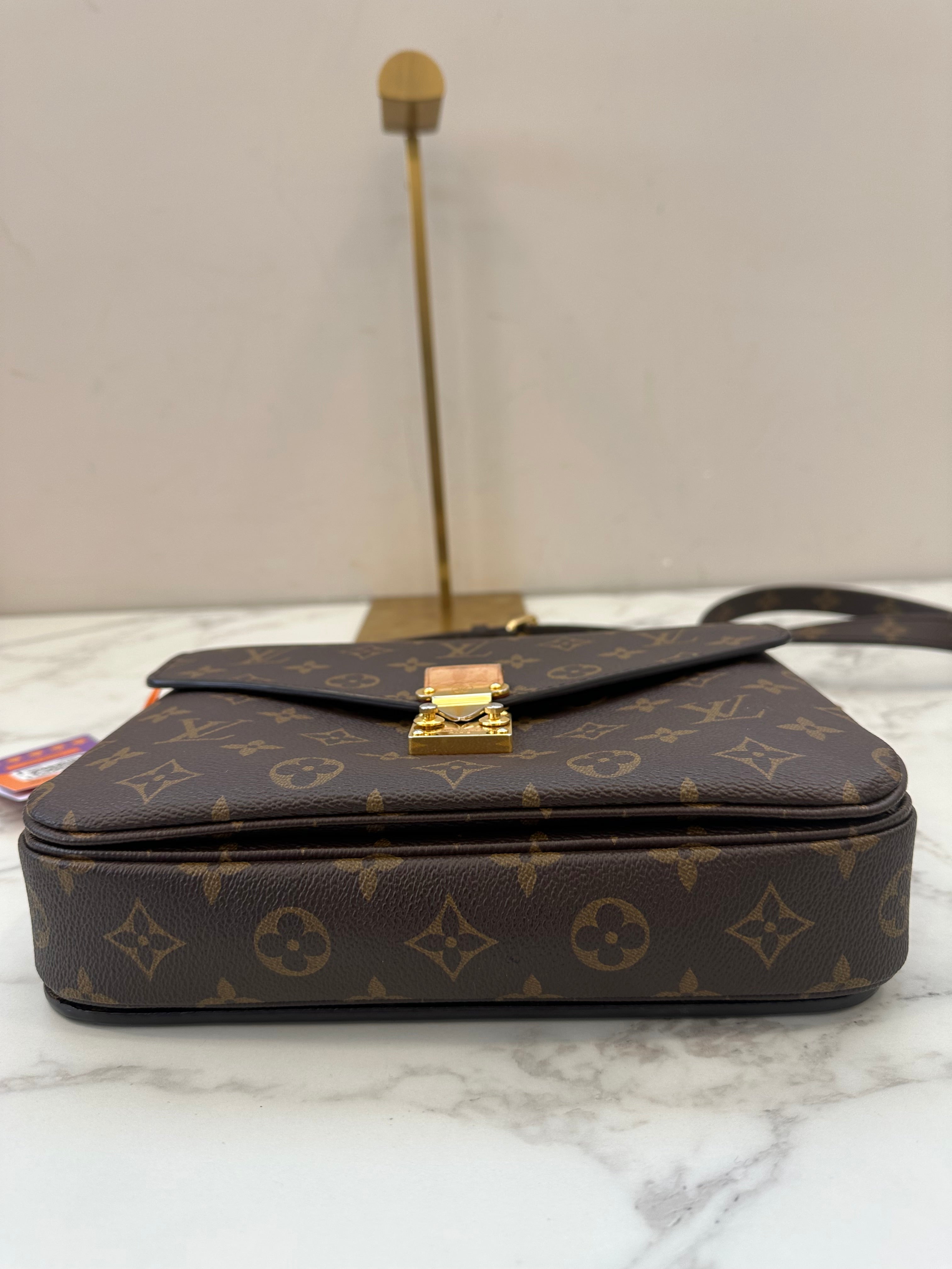 Louis Vuitton Metis