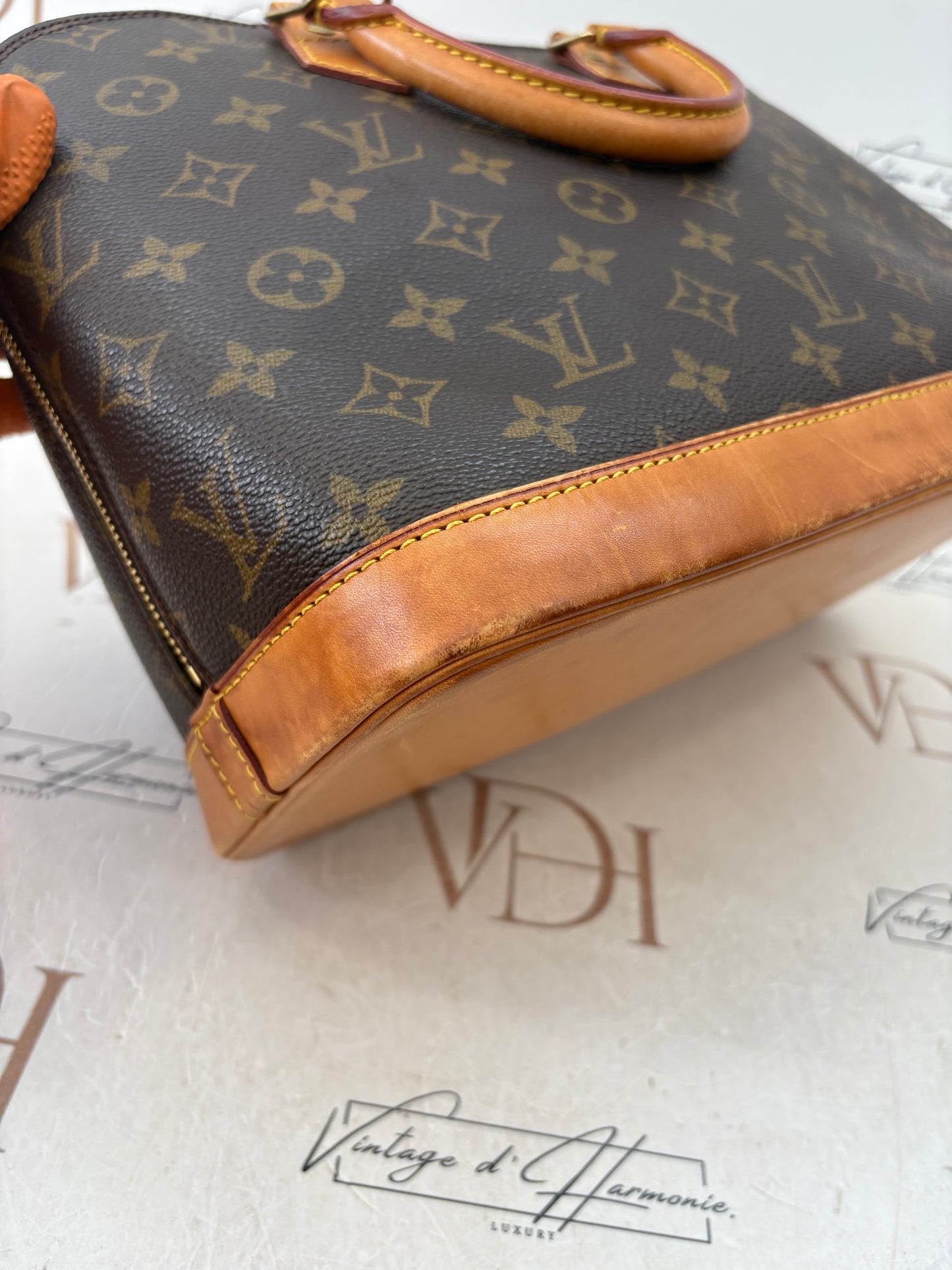 018094 - Louis Vuitton Alma