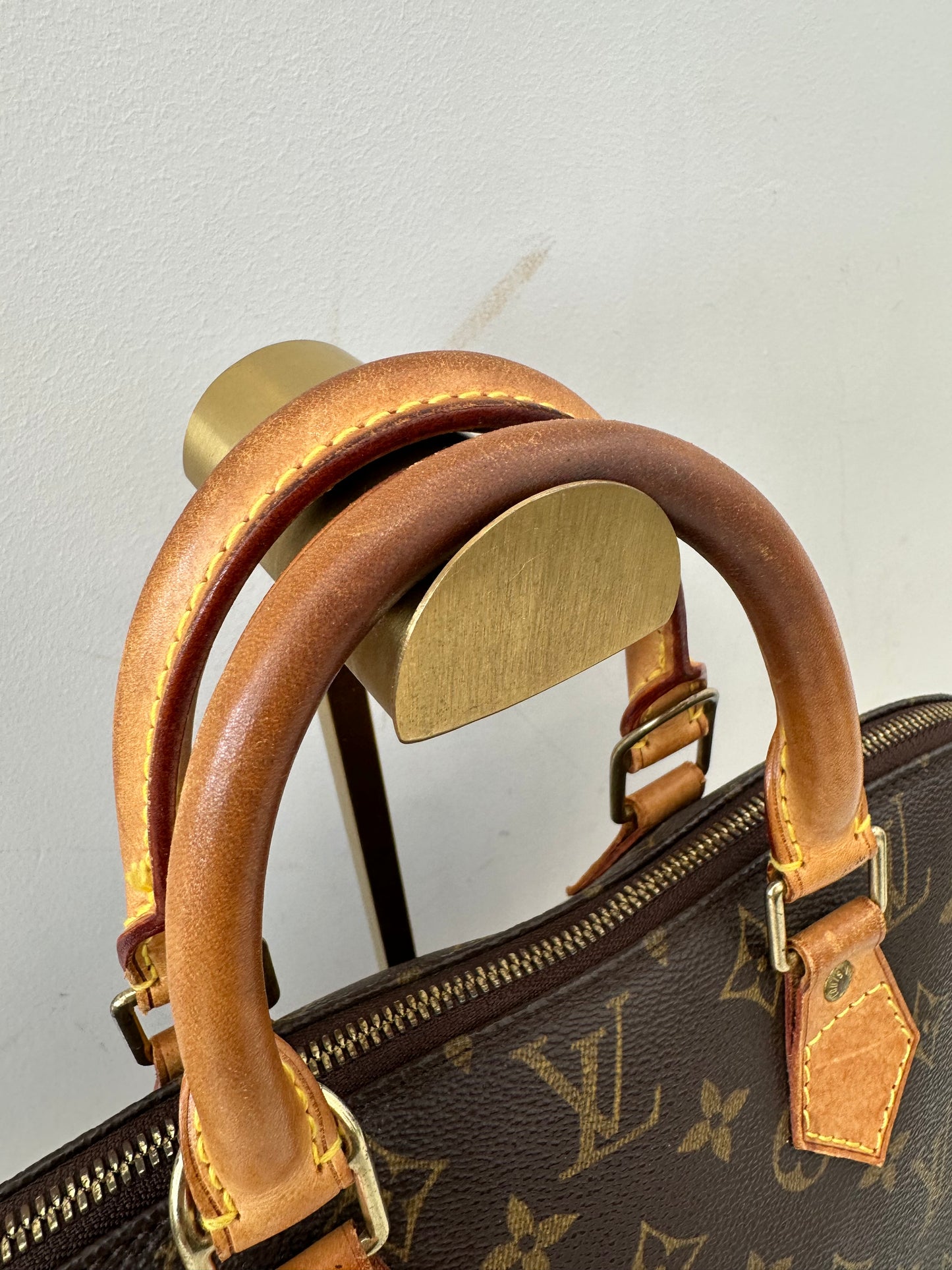 Louis Vuitton Alma