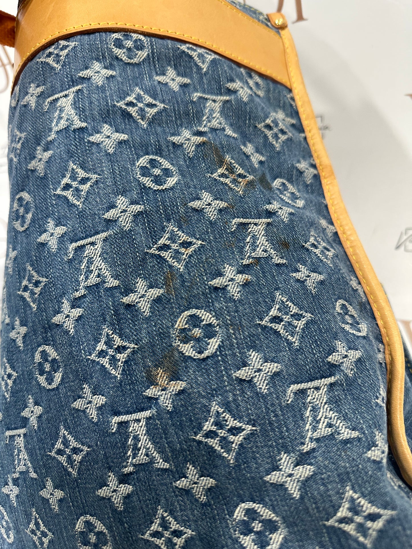 384021 - Louis Vuitton Sac Plat