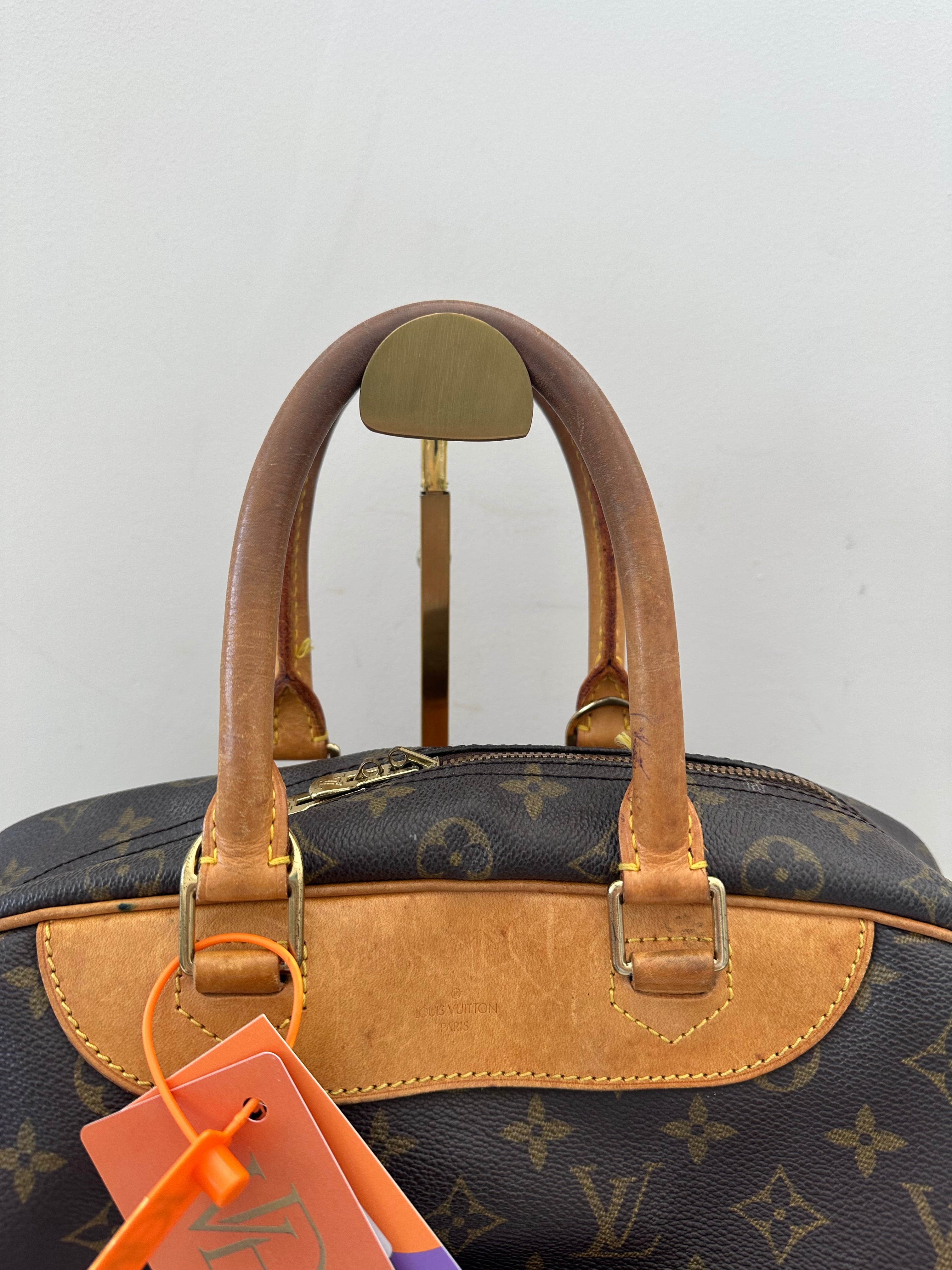 Louis Vuitton Deauville