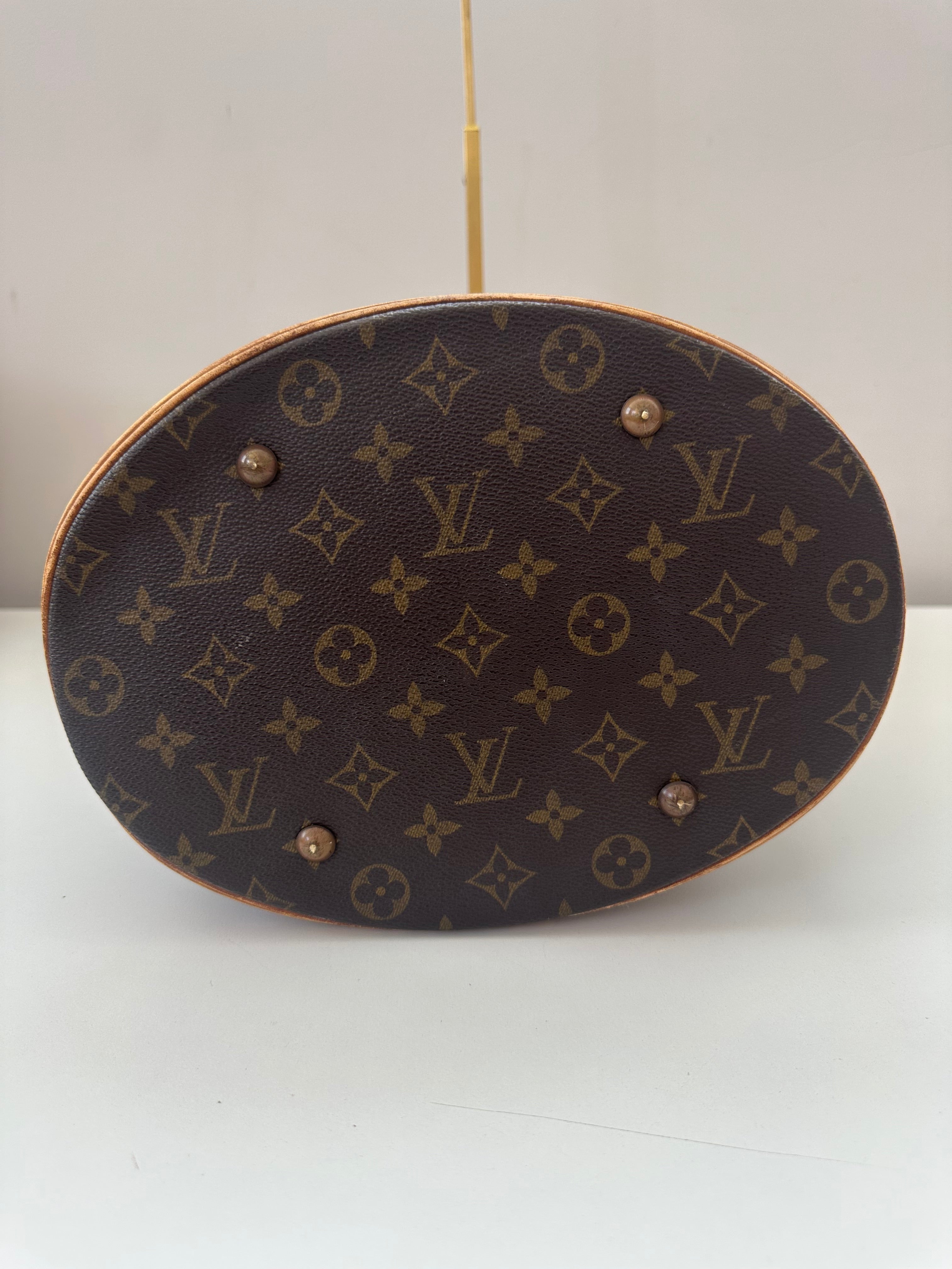 Louis Vuitton Bucket GM