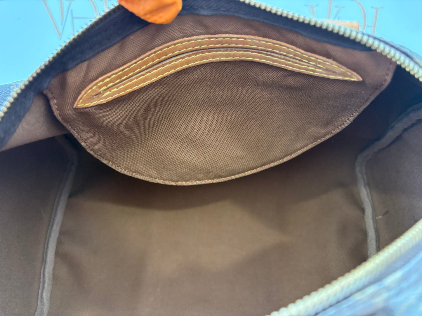 018808 - Louis Vuitton Speedy