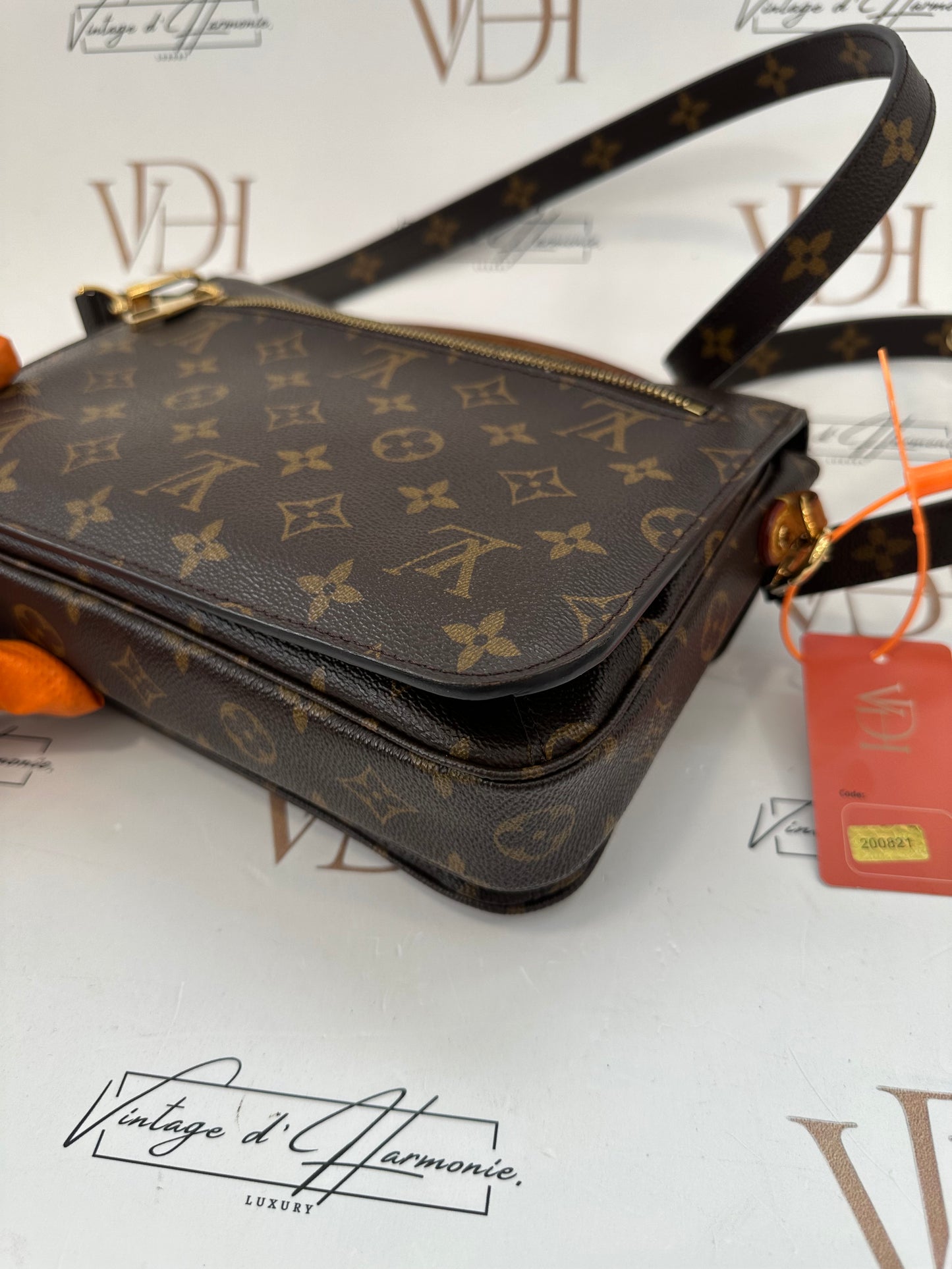 200821 - Louis Vuitton Metis