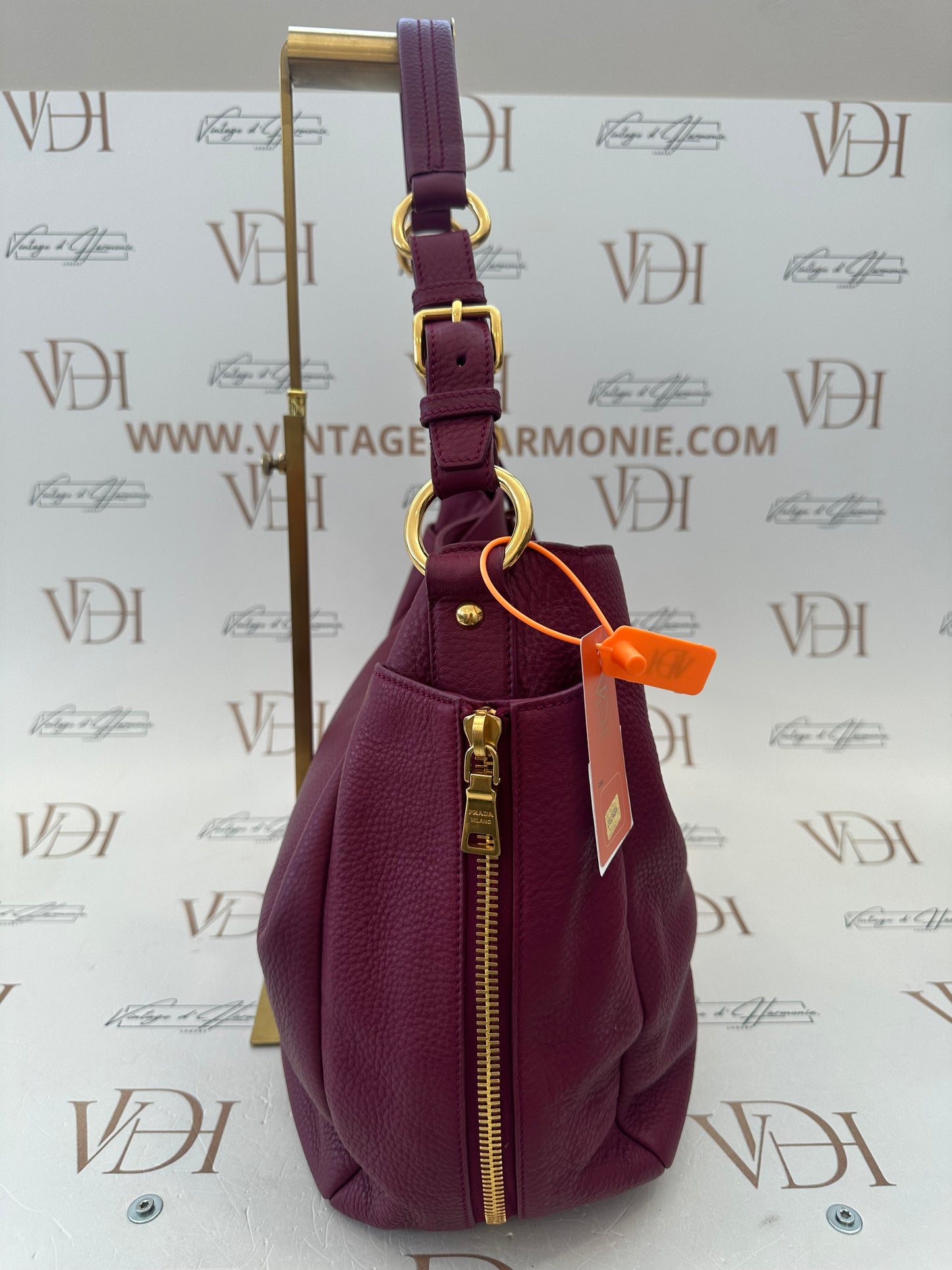 382488 - Prada Tote