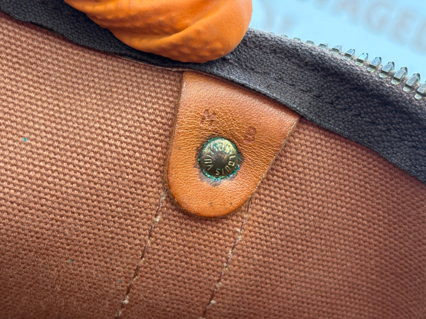 018145 - Louis Vuitton Keepall 50