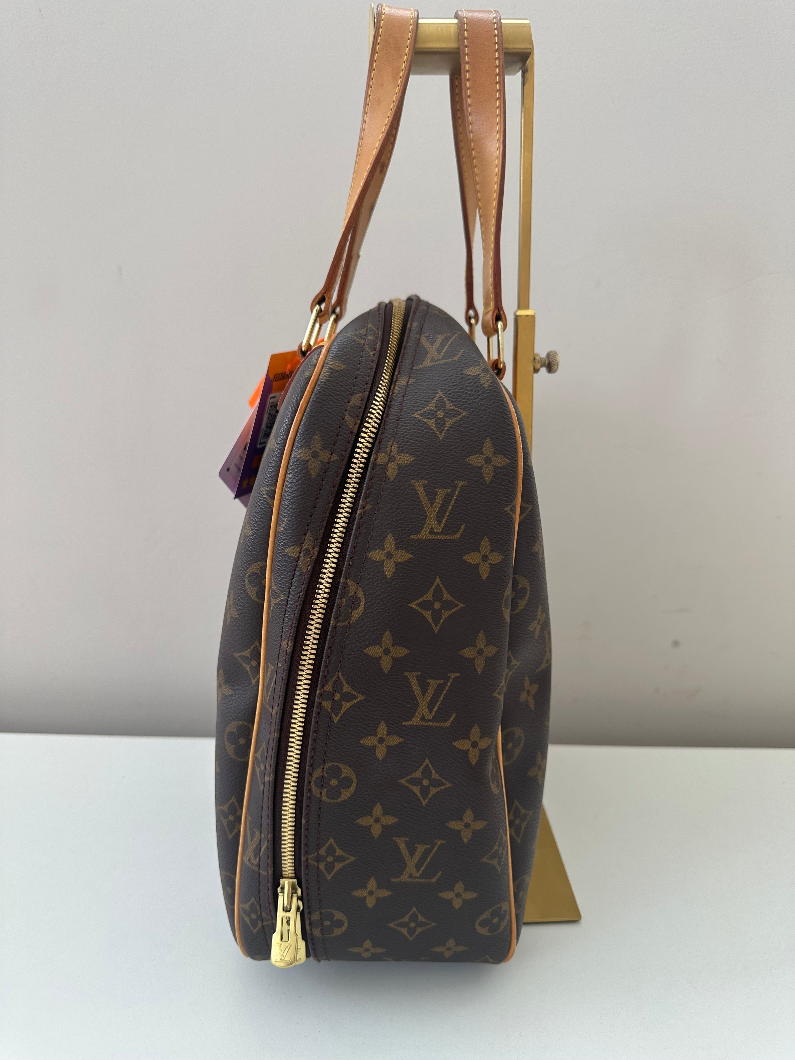 Louis Vuitton Excursion