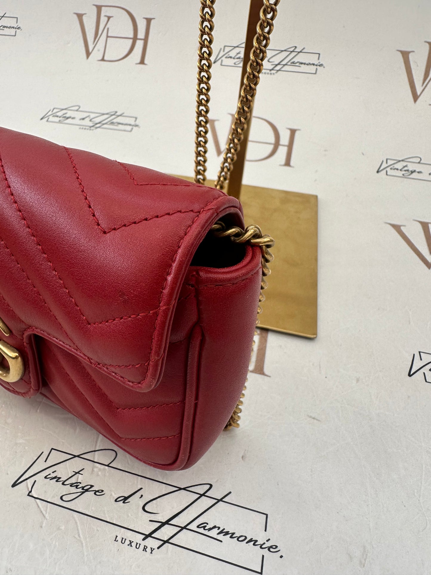 382569 - Gucci GG Marmont
