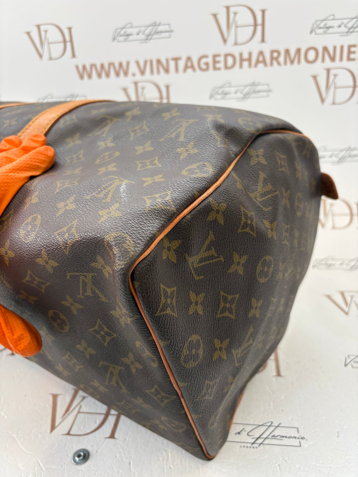 018145 - Louis Vuitton Keepall 50