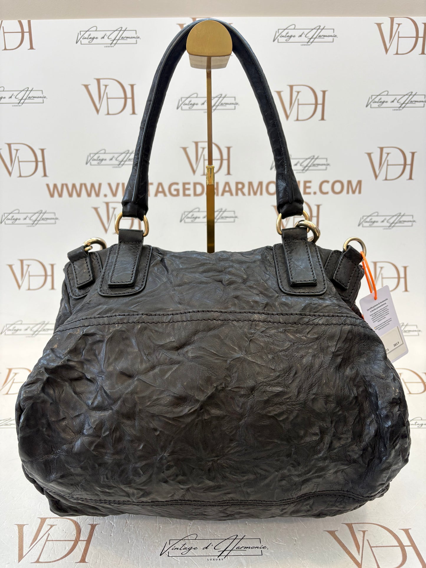 201073 - Givenchy Black
