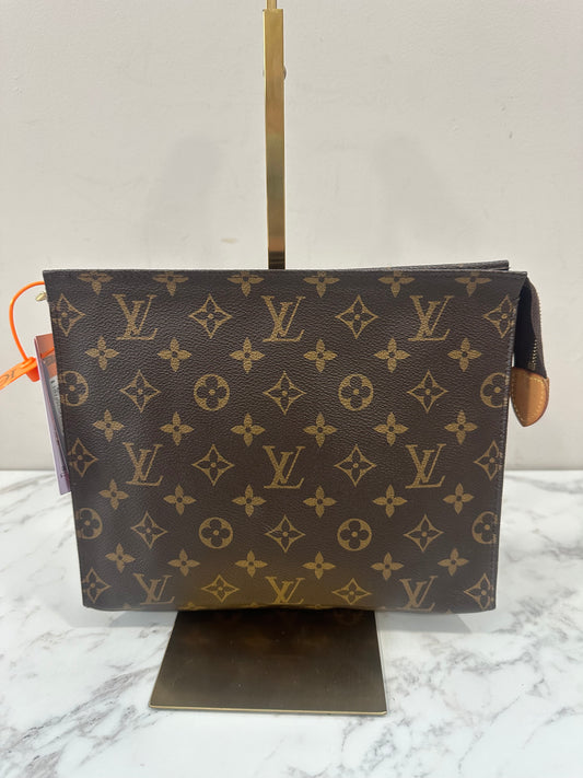 Louis Vuitton Toilette 26