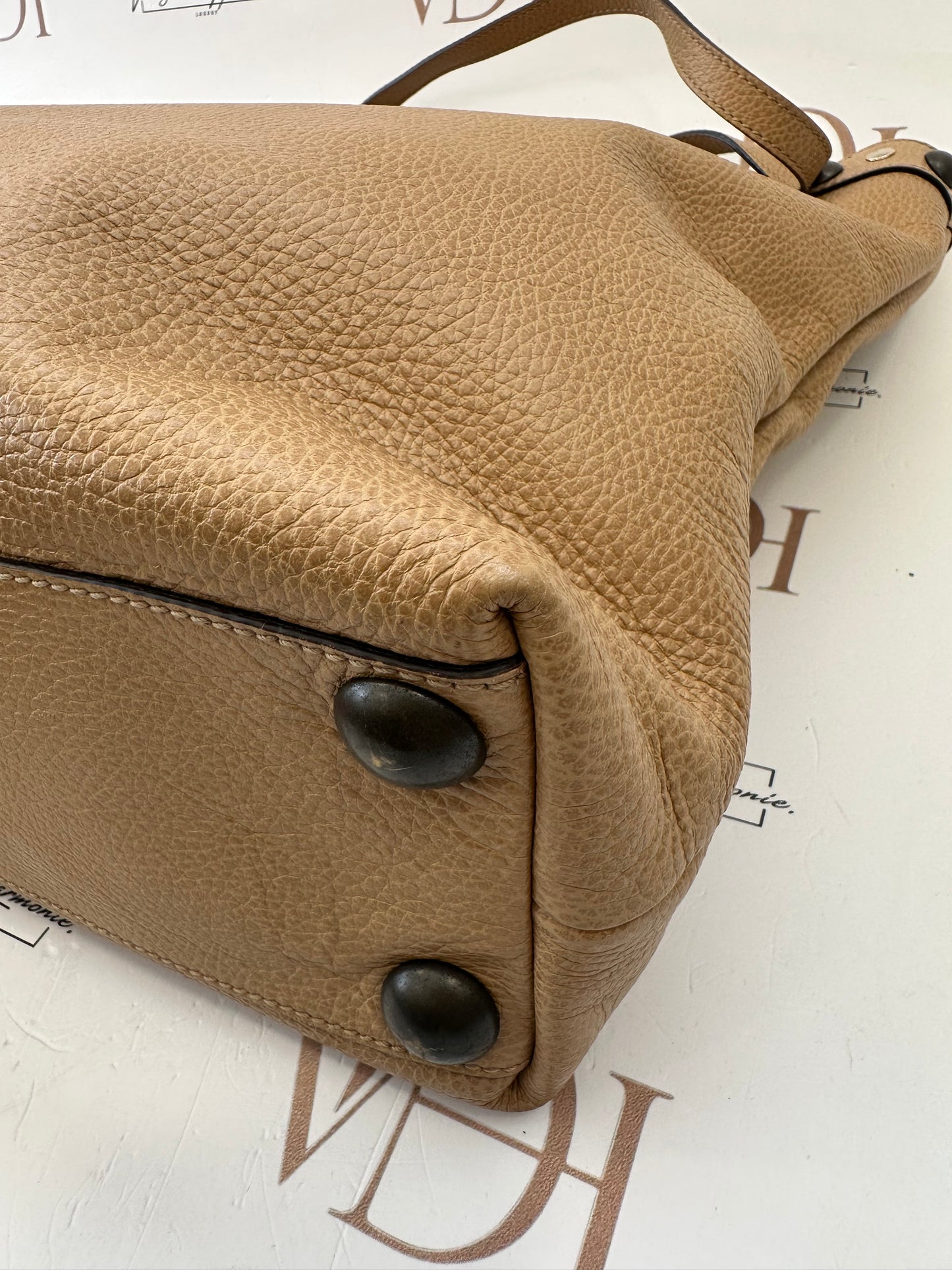 382543 - Gucci Tote