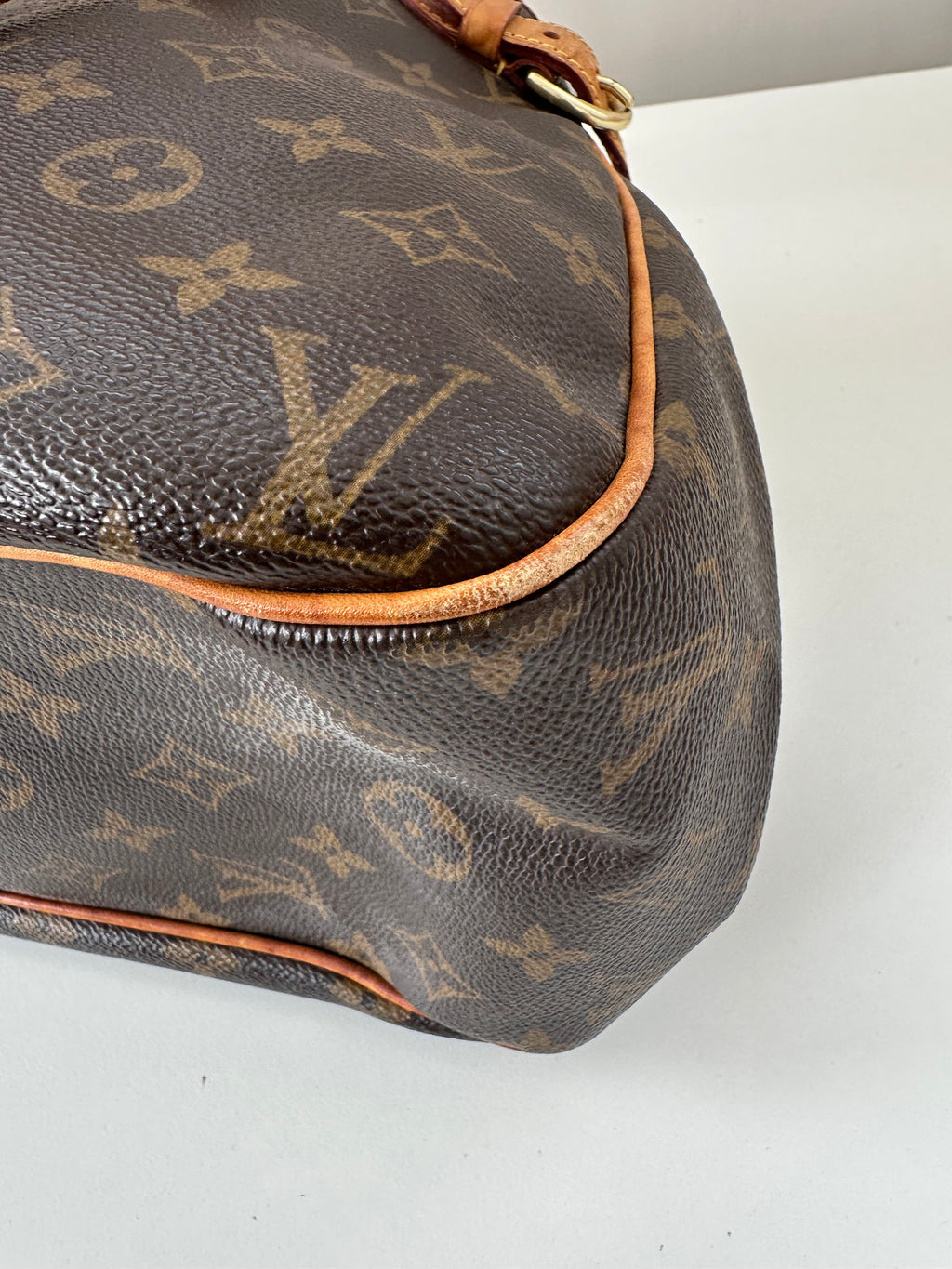 Louis Vuitton Batignolles