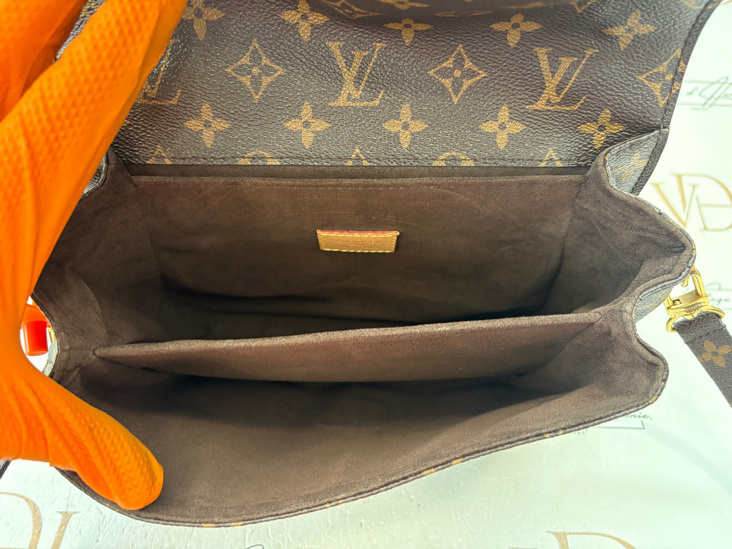 201402 - Louis Vuitton Metis
