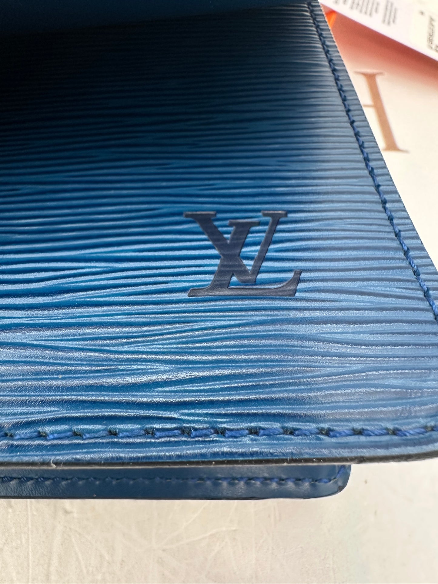 382960 - Louis Vuitton Grenelle