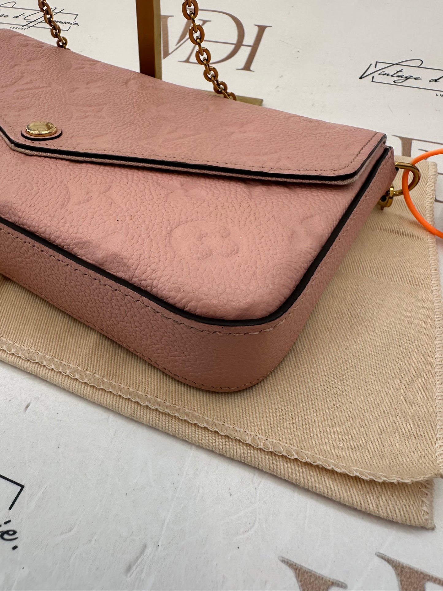 382758 - Louis Vuitton Felicie