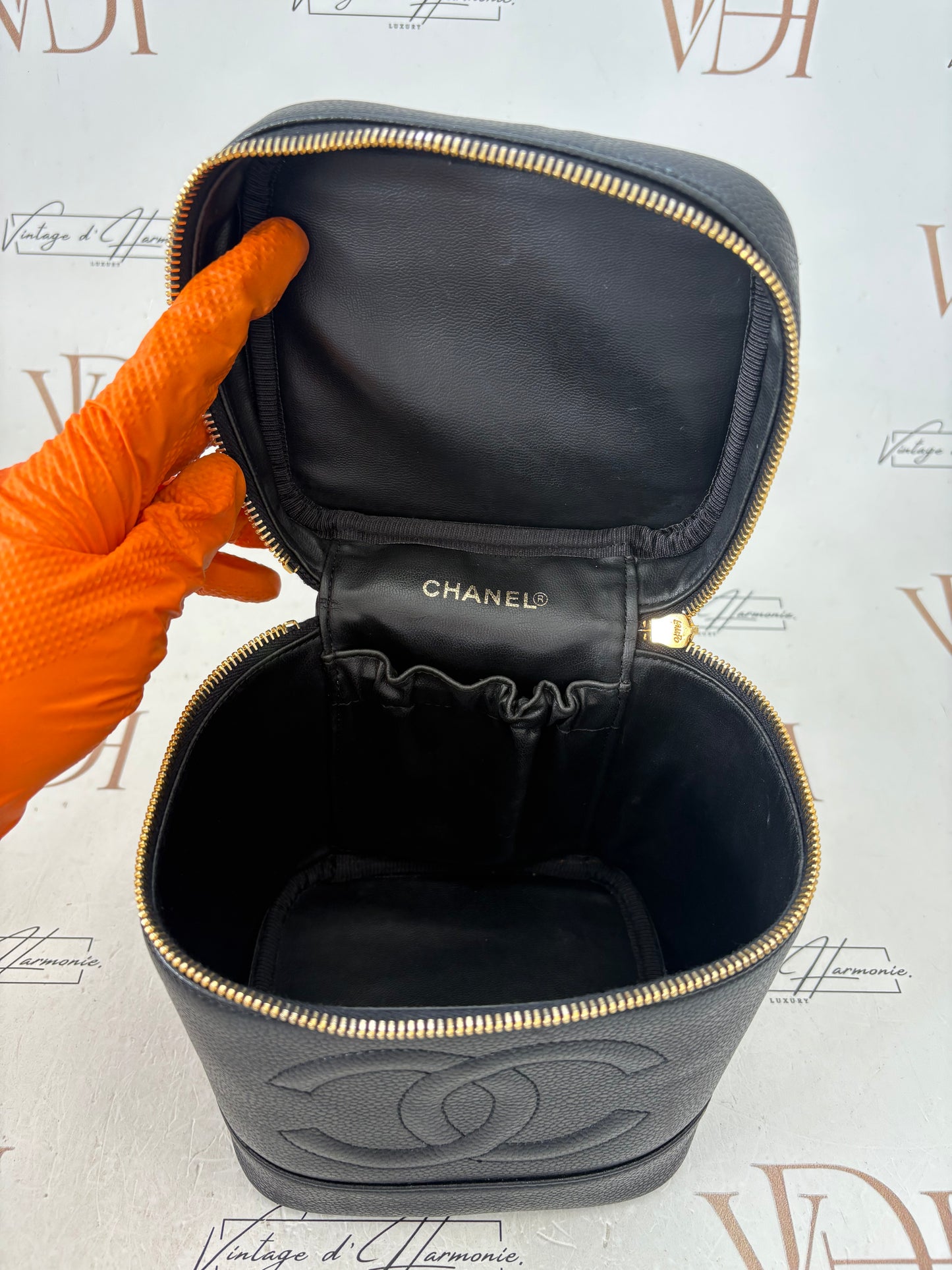 018217 - Chanel Black Calfskin Timeless Vanity