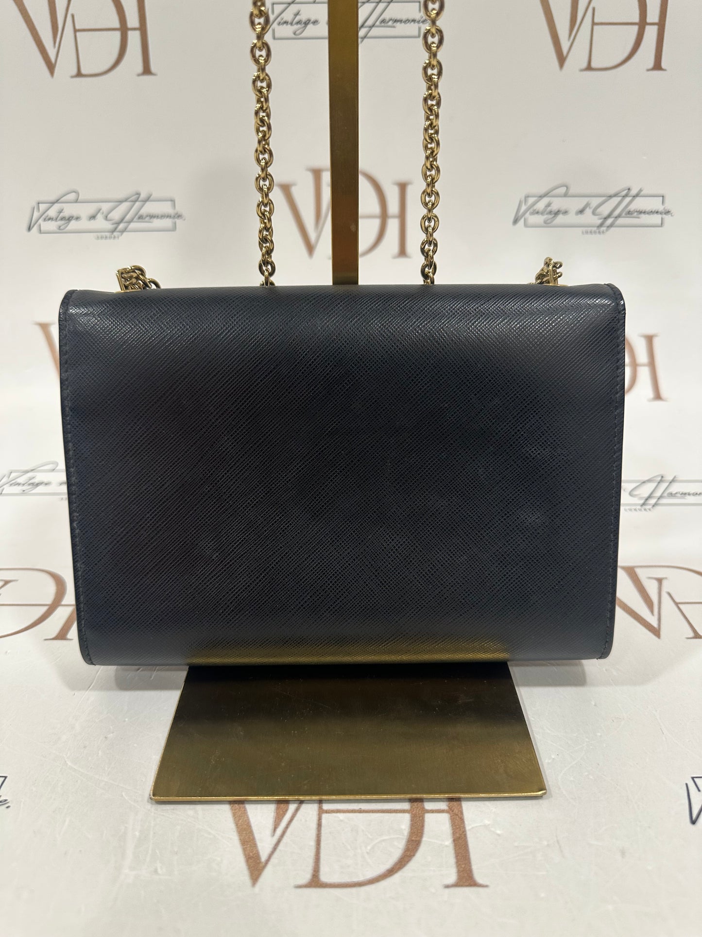 102408 - Ferragamo Pochette