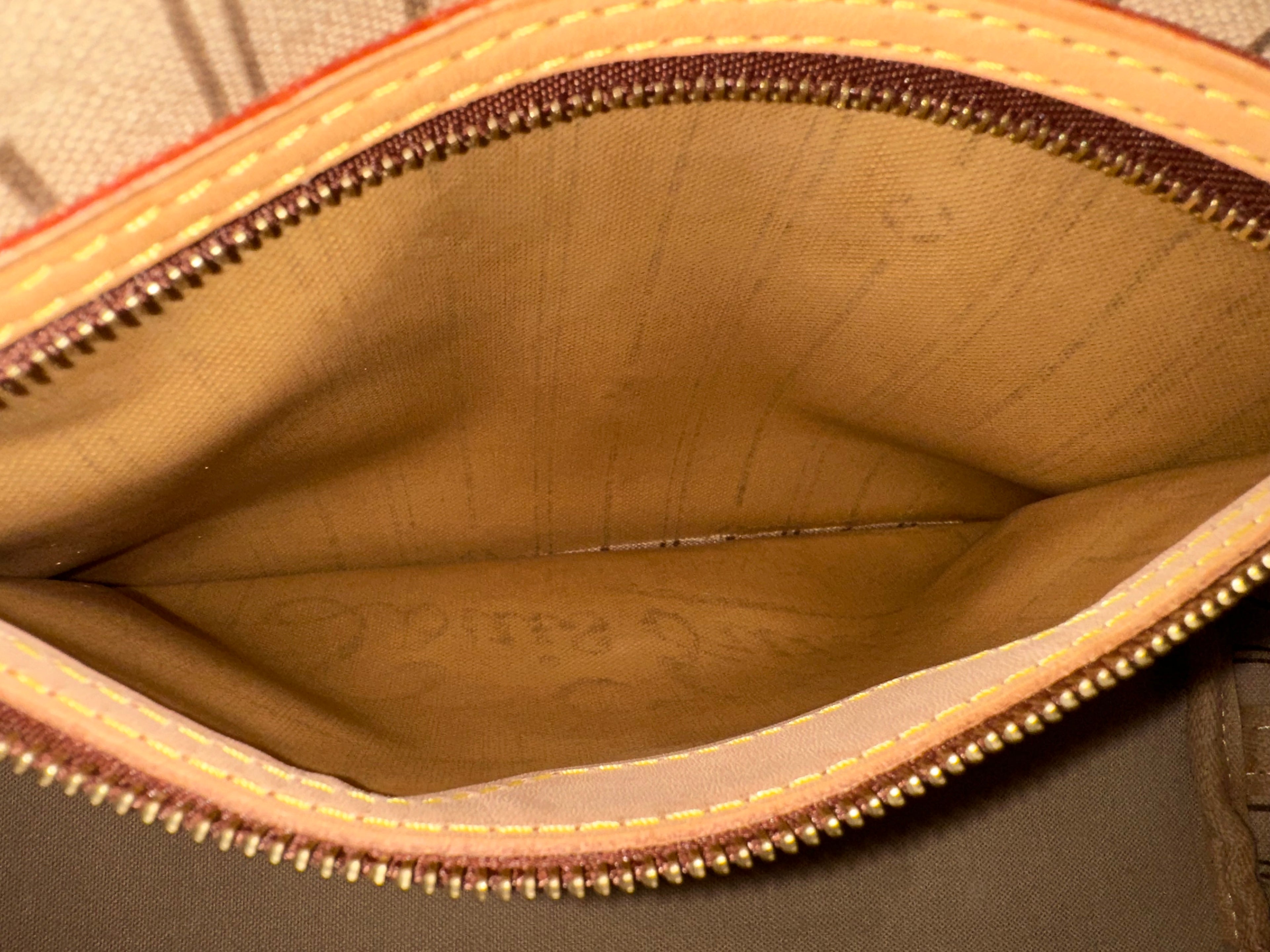 Louis Vuitton Neverfull PM