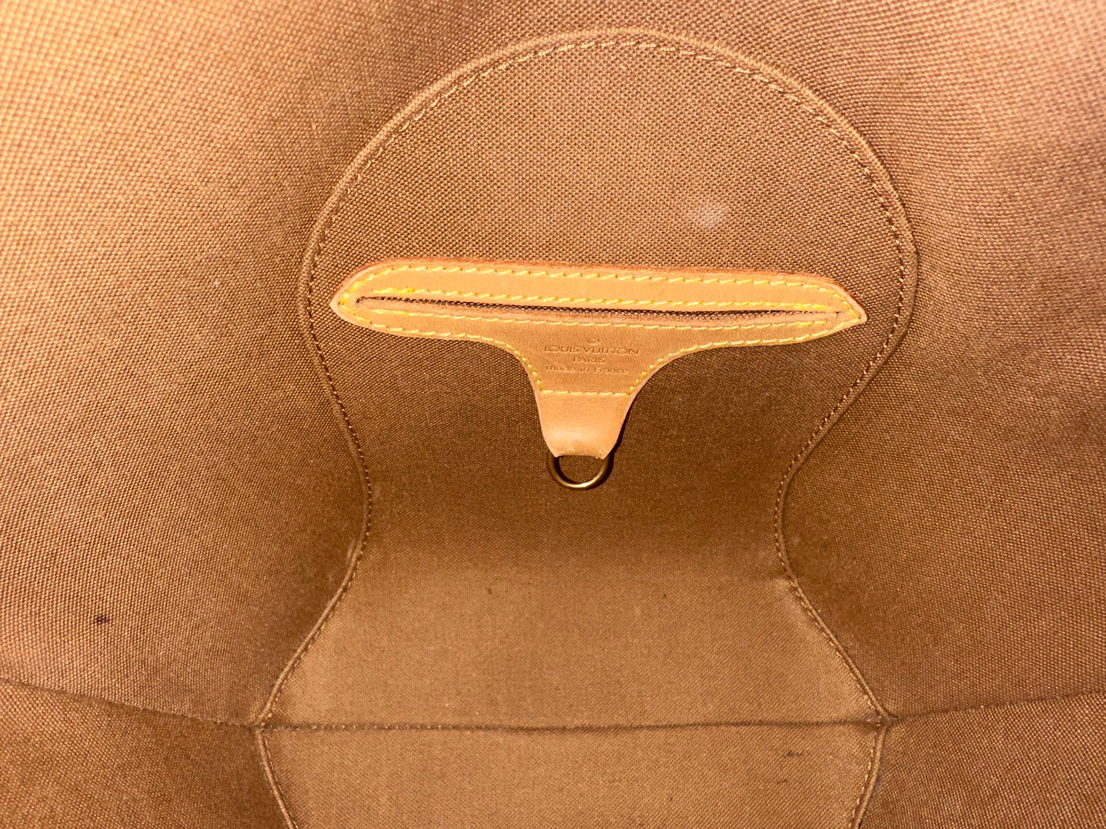 Louis Vuitton Ellipse PM