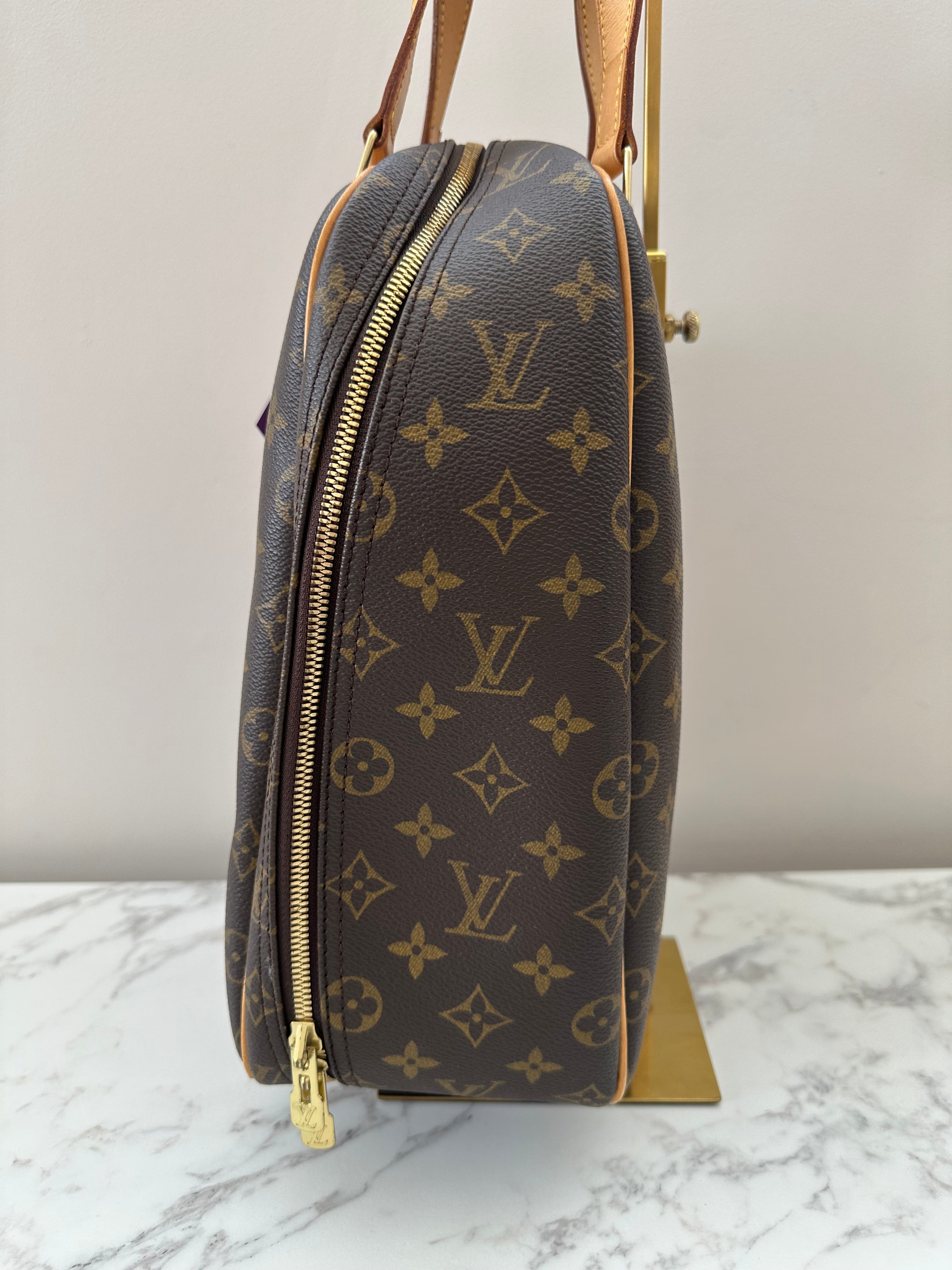 Louis Vuitton Excursion