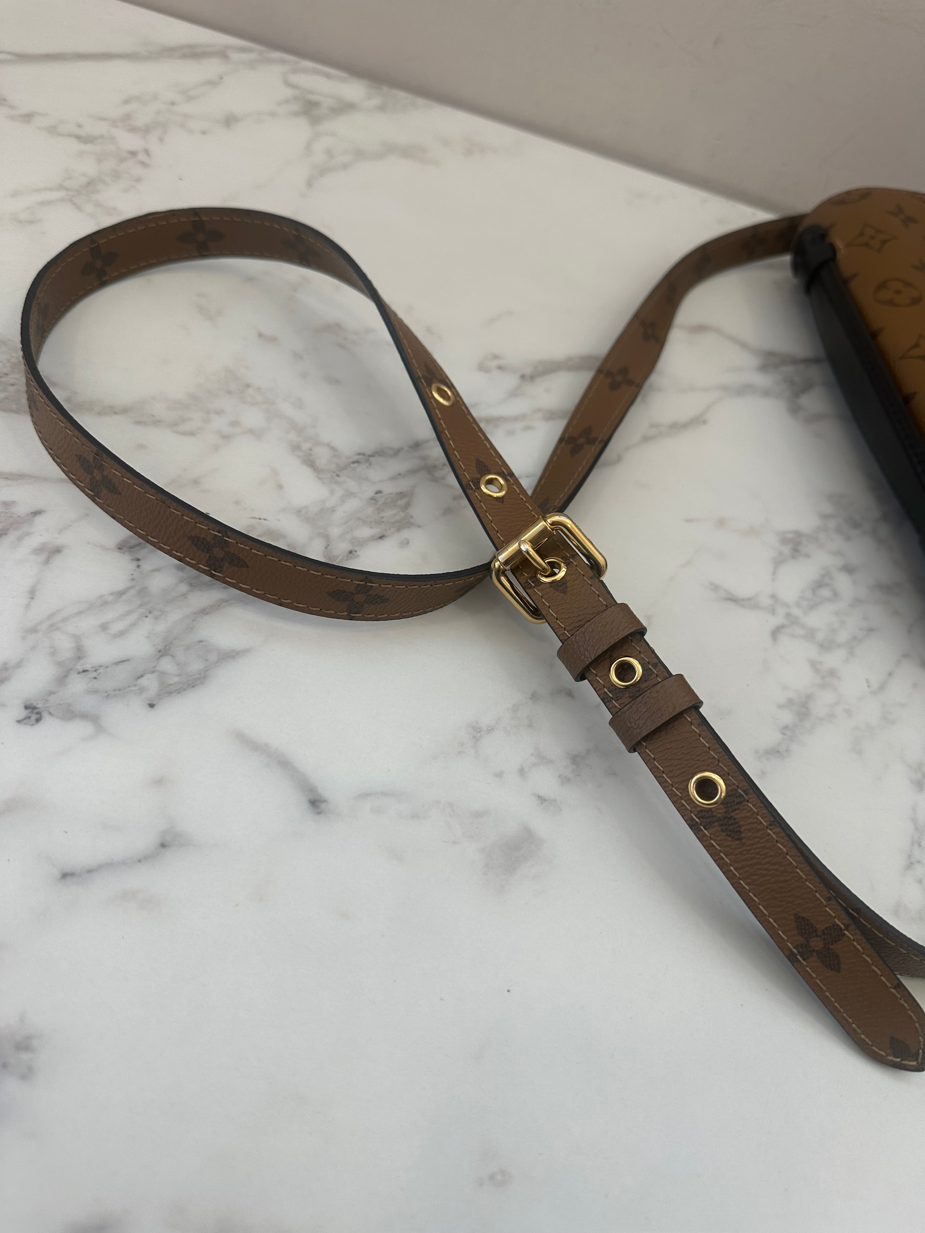 Louis Vuitton Metis Reverse