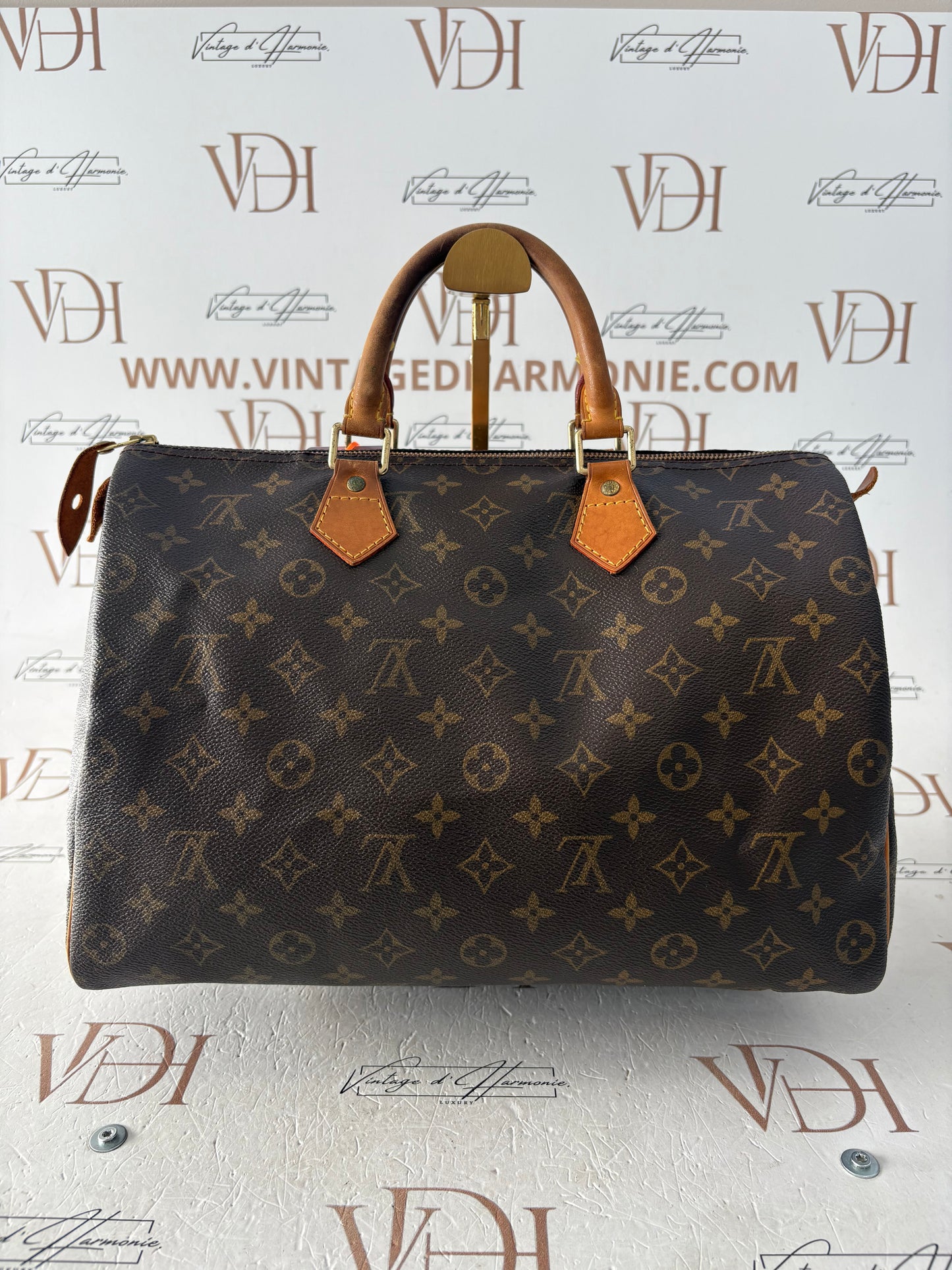 018372 - Louis Vuitton Speedy 35
