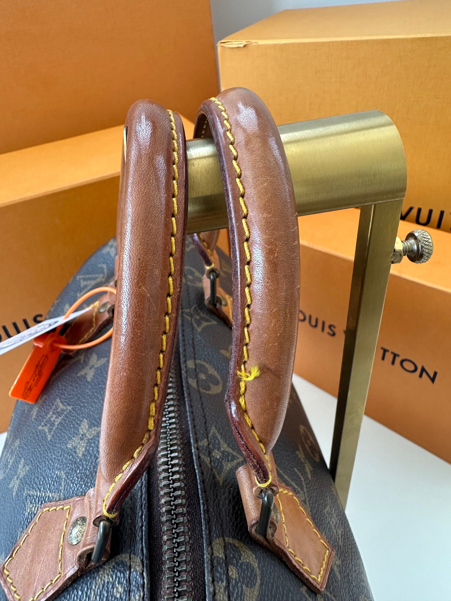 Louis Vuitton Speedy 30