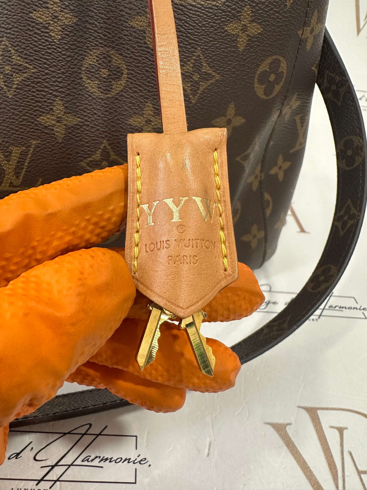 382825 - Louis Vuitton Montaigne