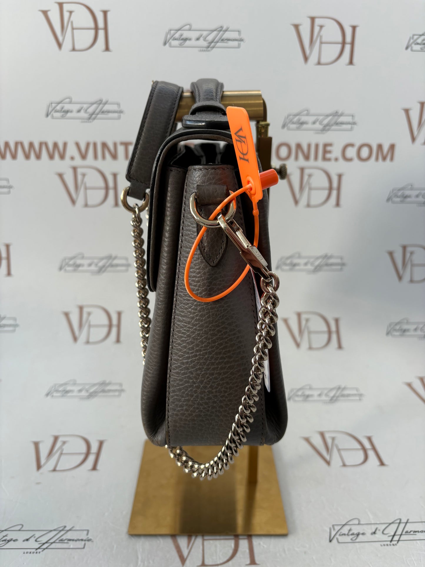 382567 - Gucci Interlocking