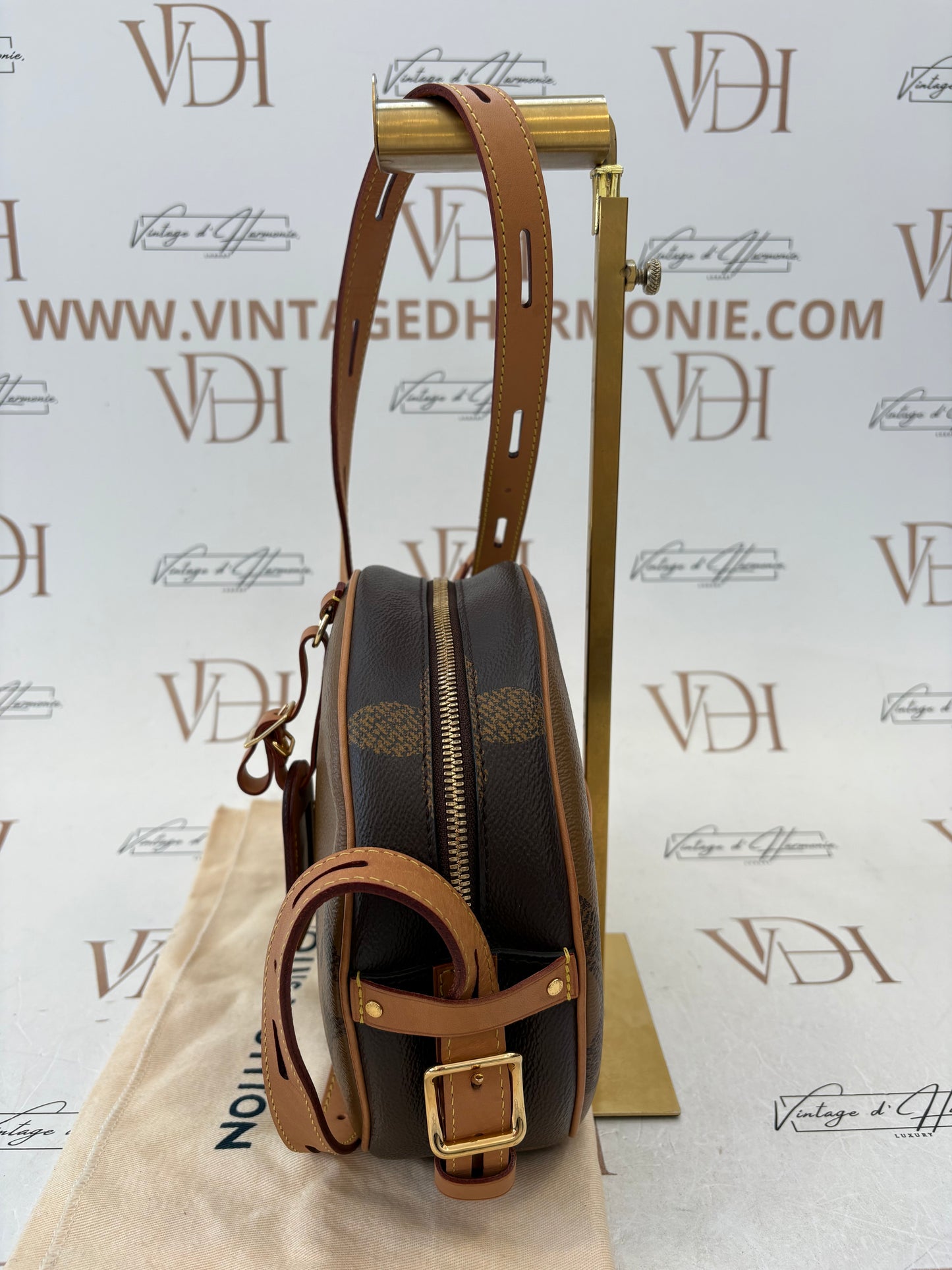 383589 - Louis Vuitton Boite Chapeau