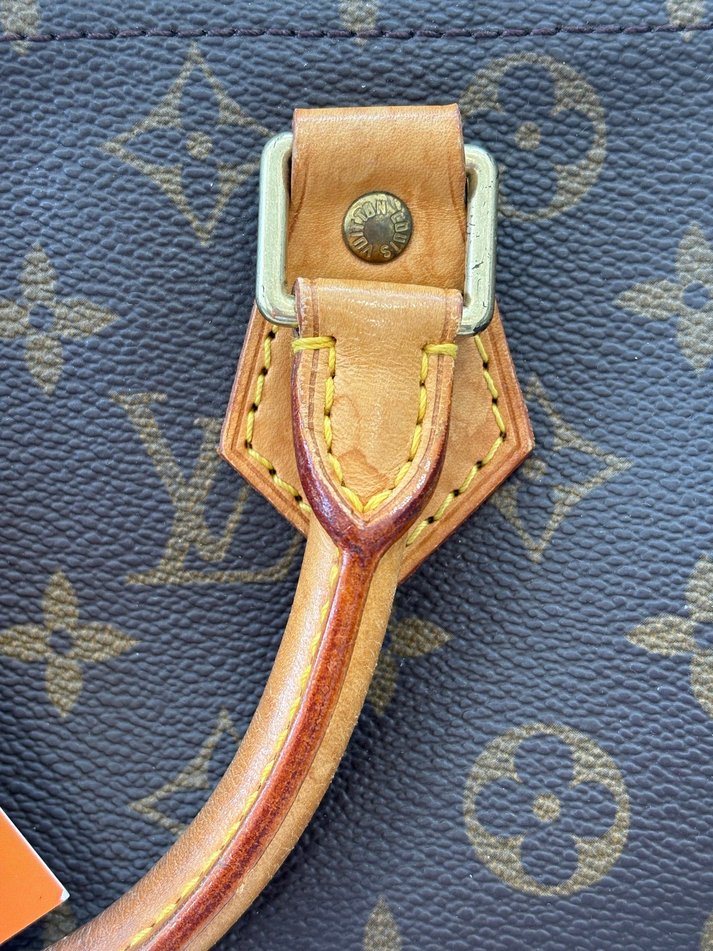 0188677 - Louis Vuitton Speedy 30