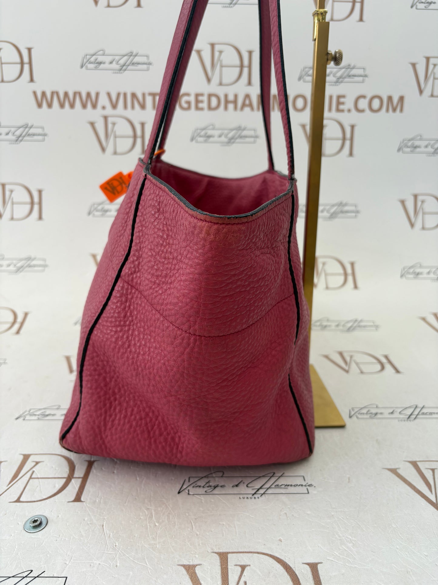 018802 - Prada Pink