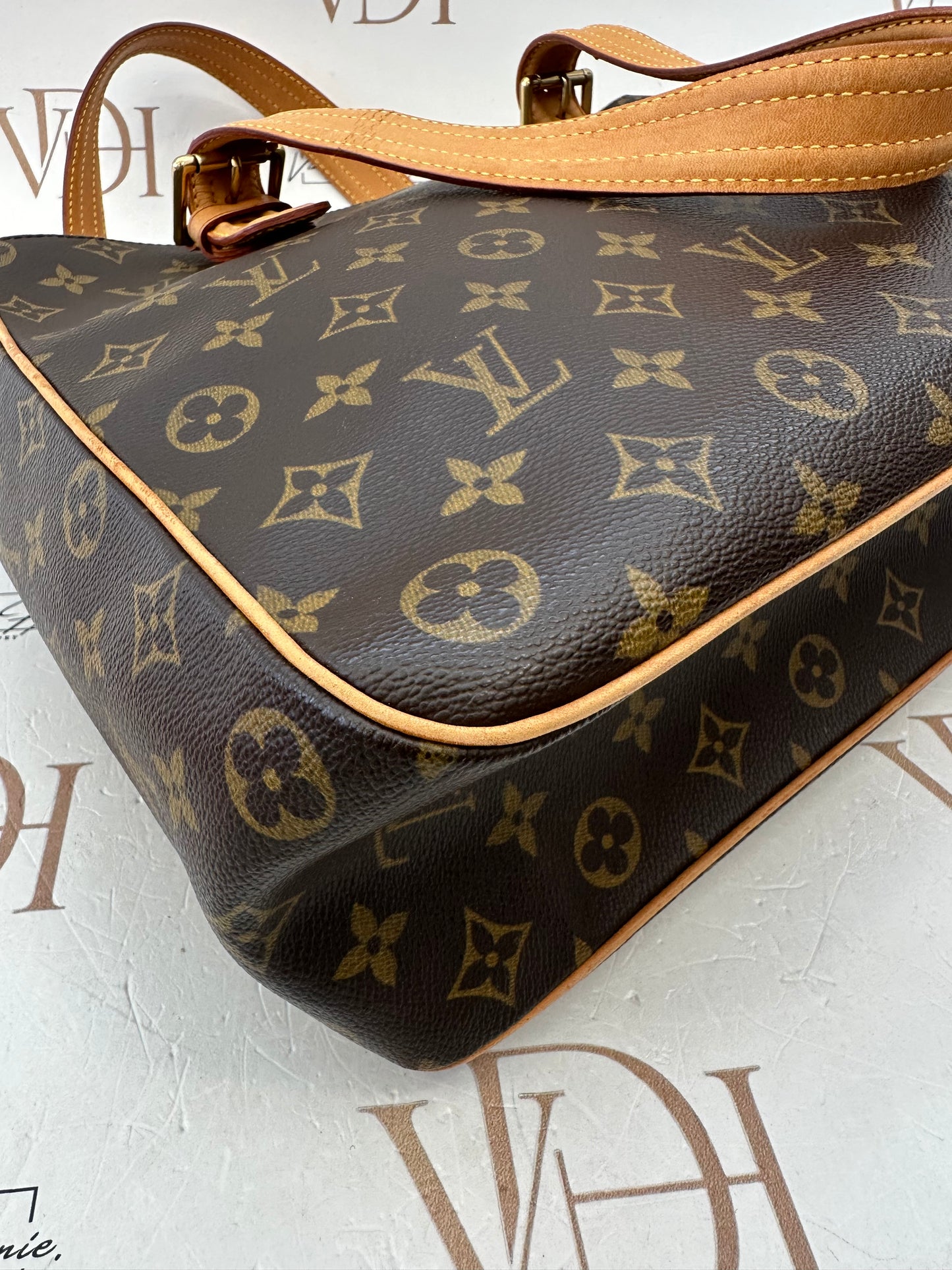 016931 - Louis Vuitton Multipli Cite